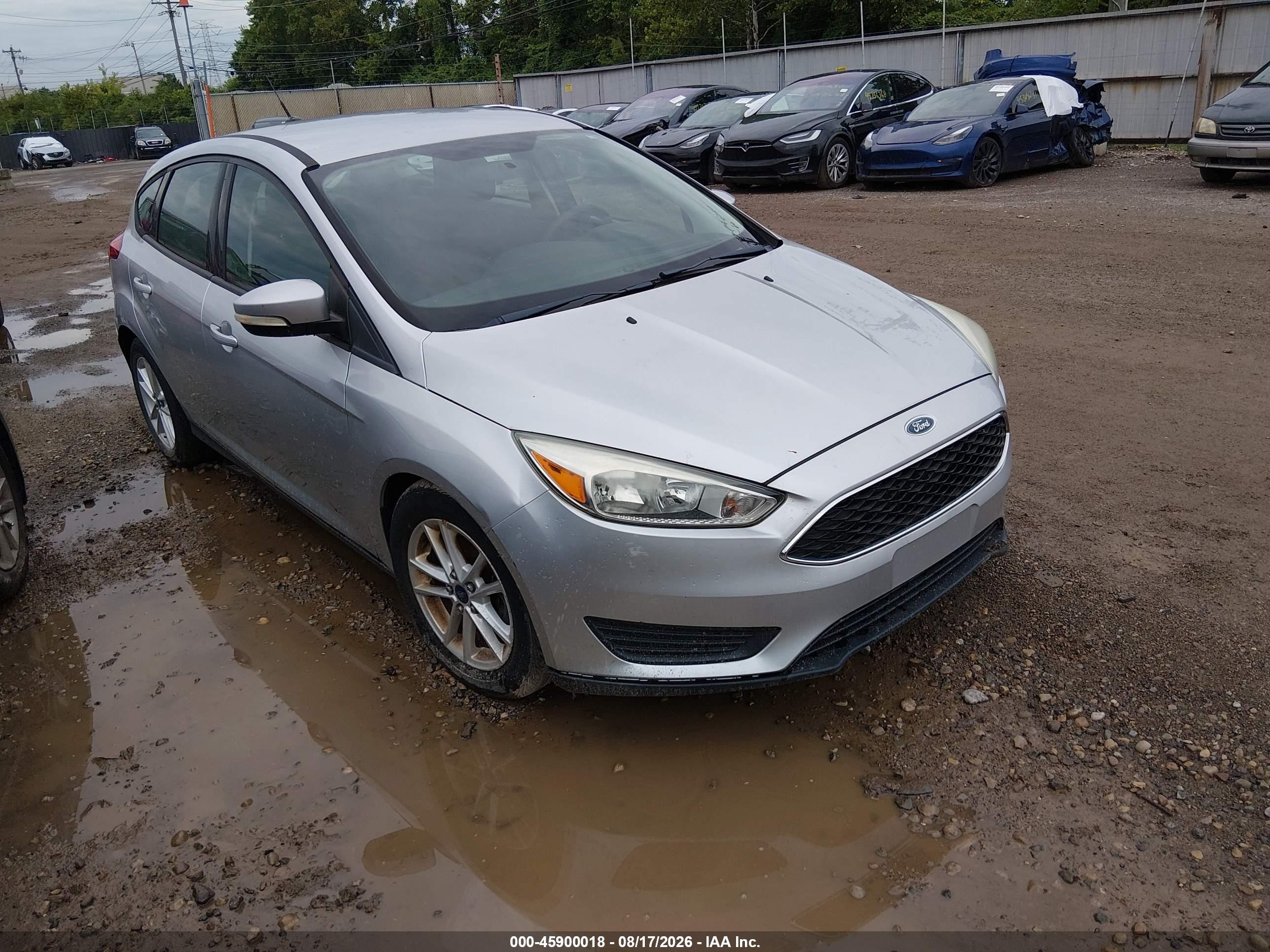 2015 Ford Focus Se Silver vin: 1FADP3K2XFL241977
