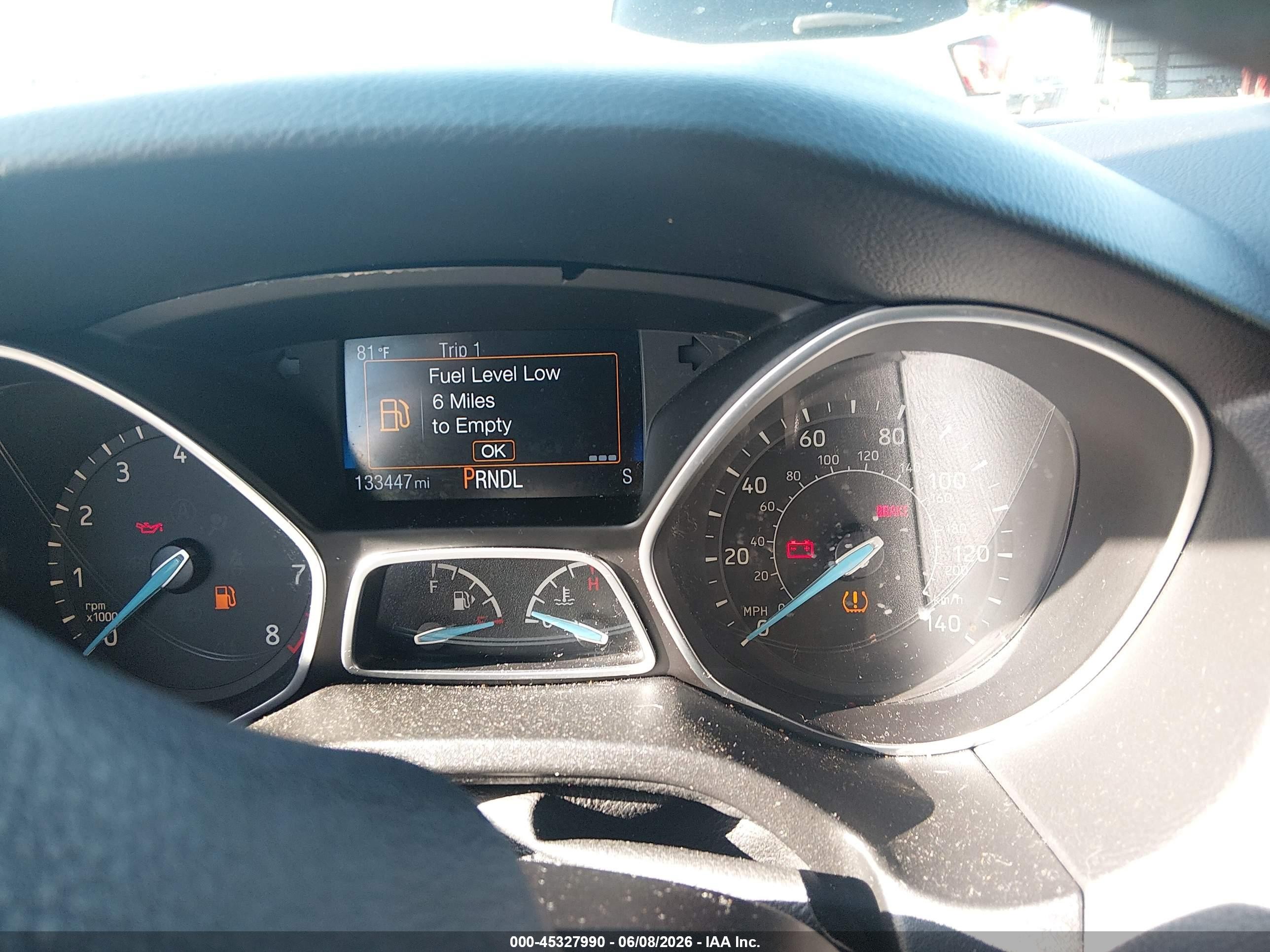 2015 Ford Focus Se Синий vin: 1FADP3K2XFL249867