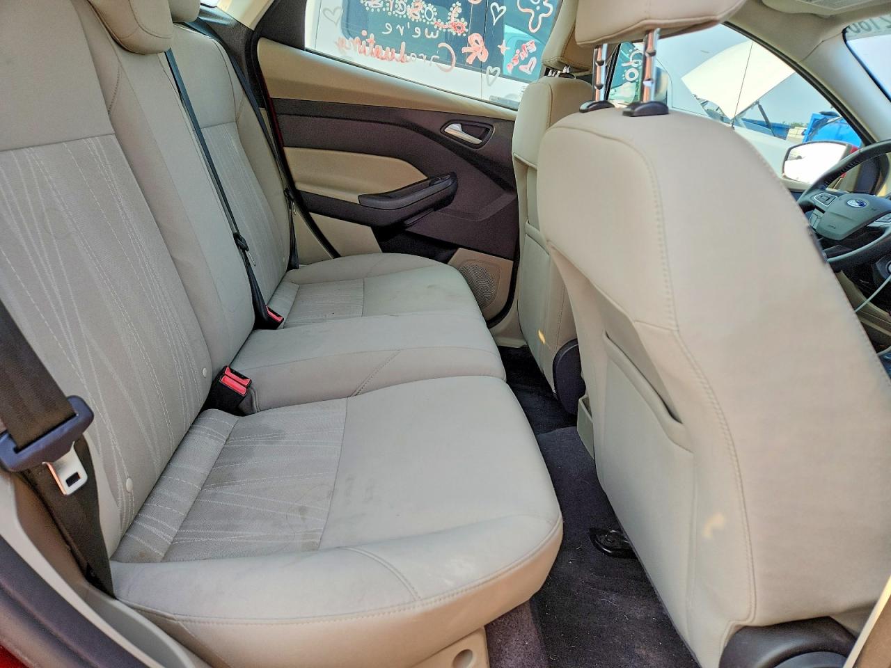 2015 Ford Focus Se Red vin: 1FADP3K2XFL305130
