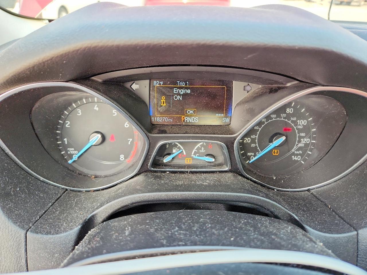 2015 Ford Focus Se Red vin: 1FADP3K2XFL305130