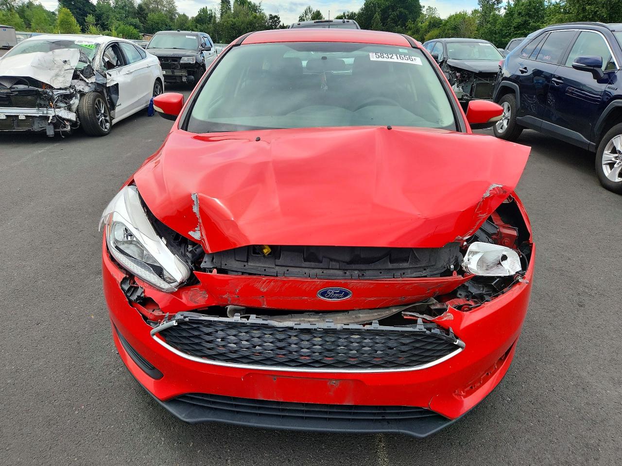 2015 Ford Focus Se Red vin: 1FADP3K2XFL318167
