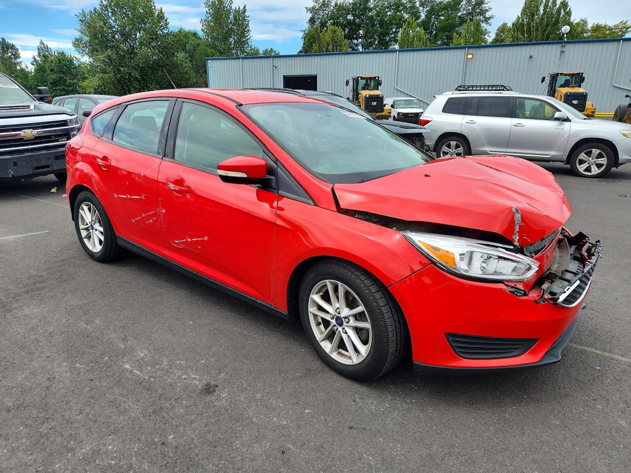 2015 Ford Focus Se Red vin: 1FADP3K2XFL318167