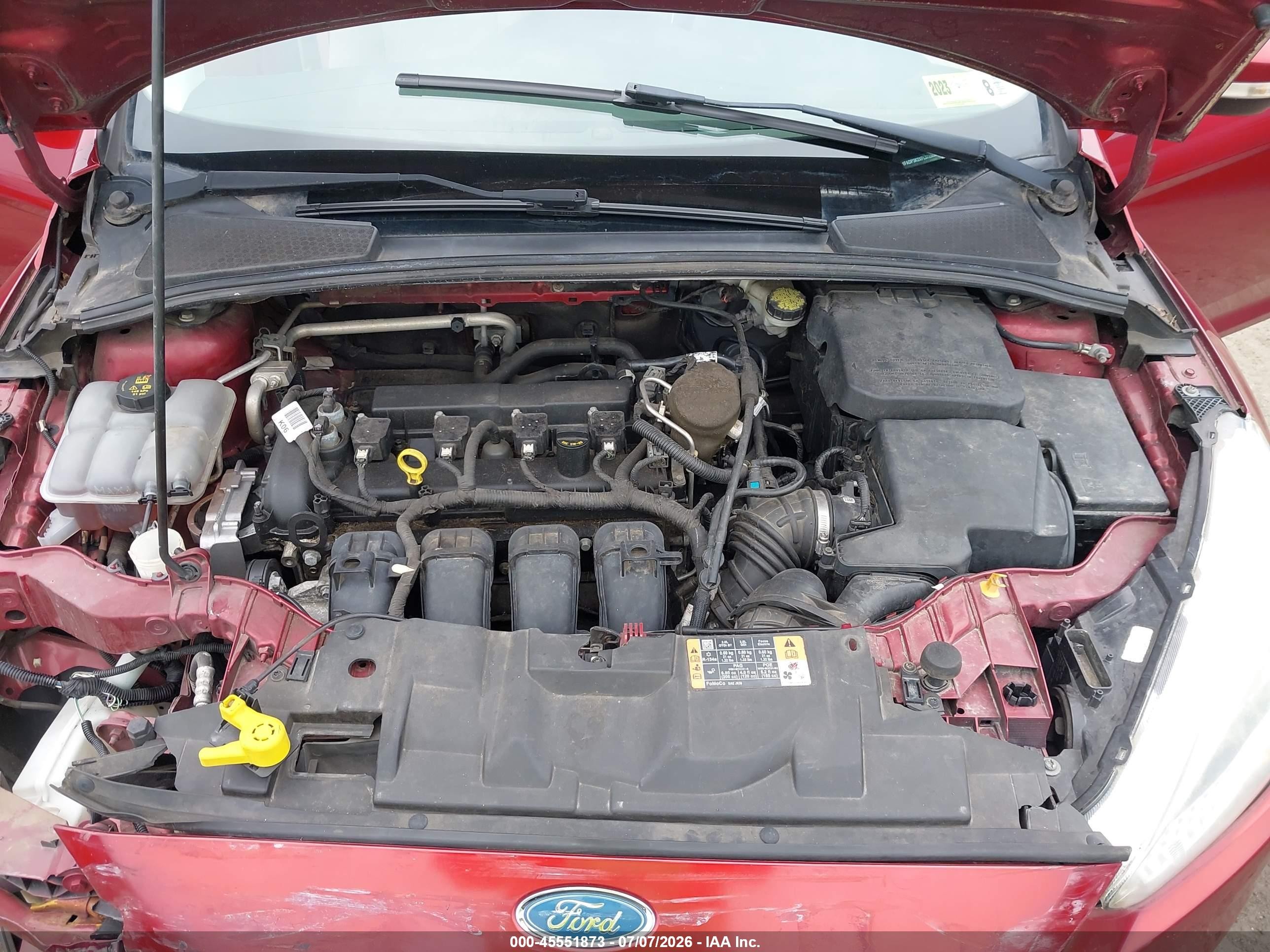 2015 Ford Focus Se Red vin: 1FADP3K2XFL372908