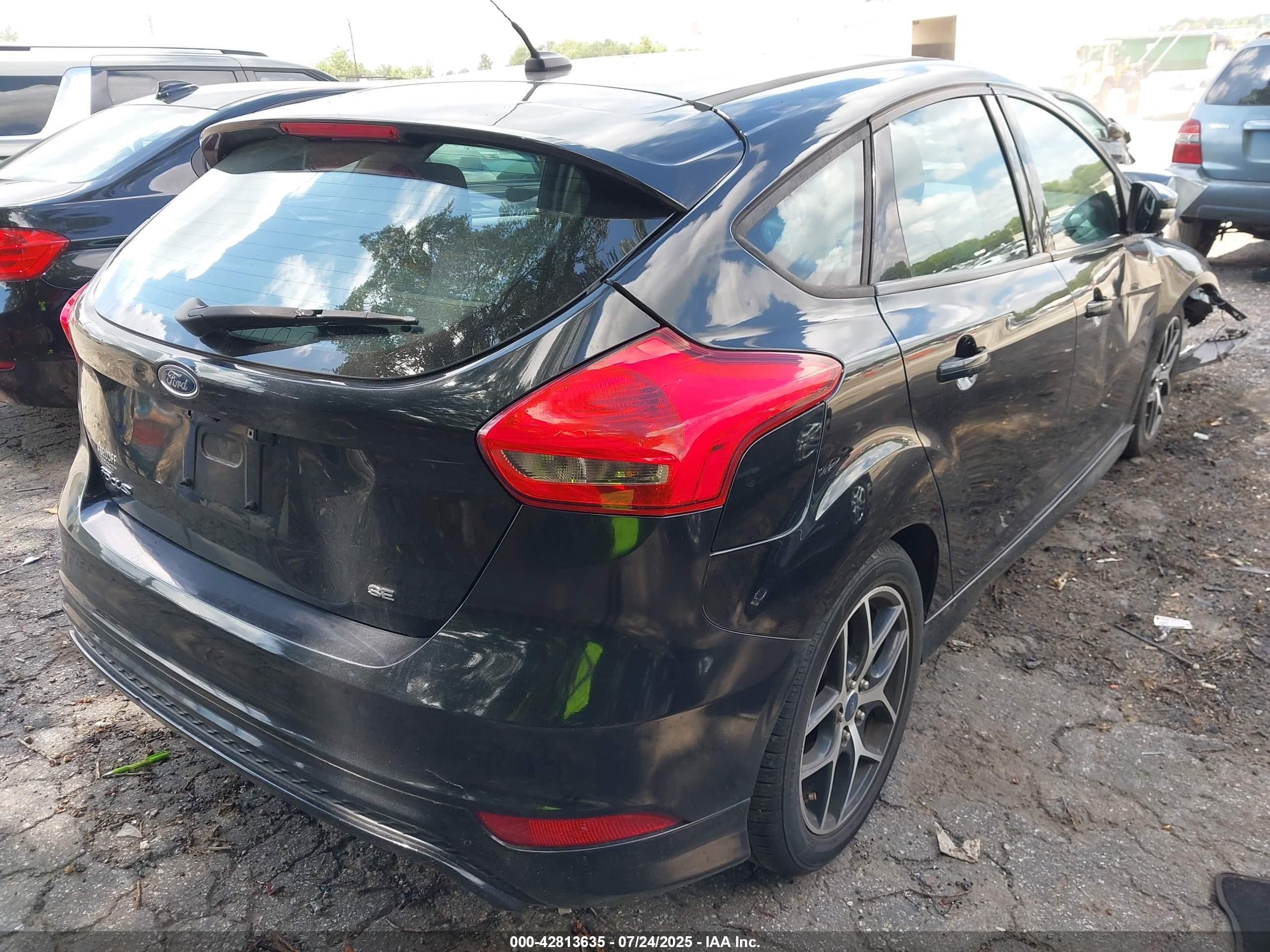 2015 Ford Focus Se Black vin: 1FADP3K2XFL379020
