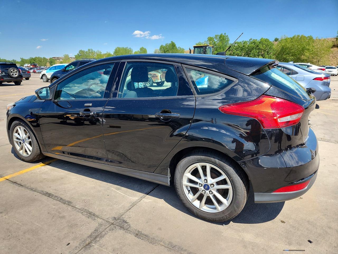 2015 Ford Focus Se Black vin: 1FADP3K2XFL384461