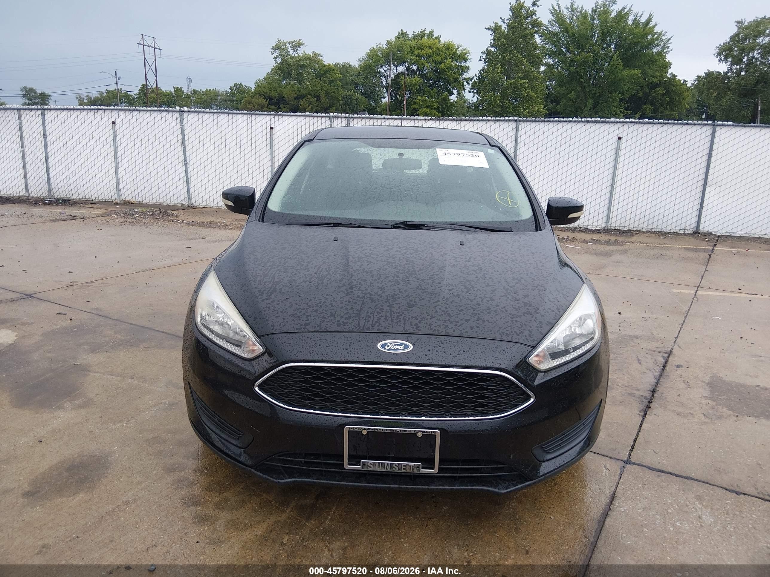2015 Ford Focus Se Black vin: 1FADP3K2XFL385139