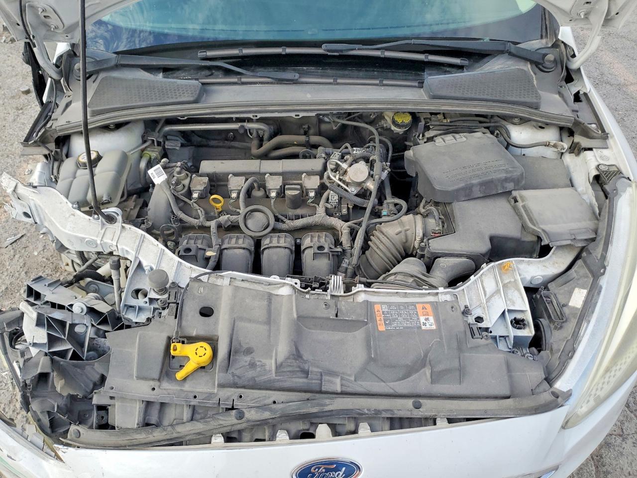 2016 Ford Focus Se White vin: 1FADP3K2XGL337206