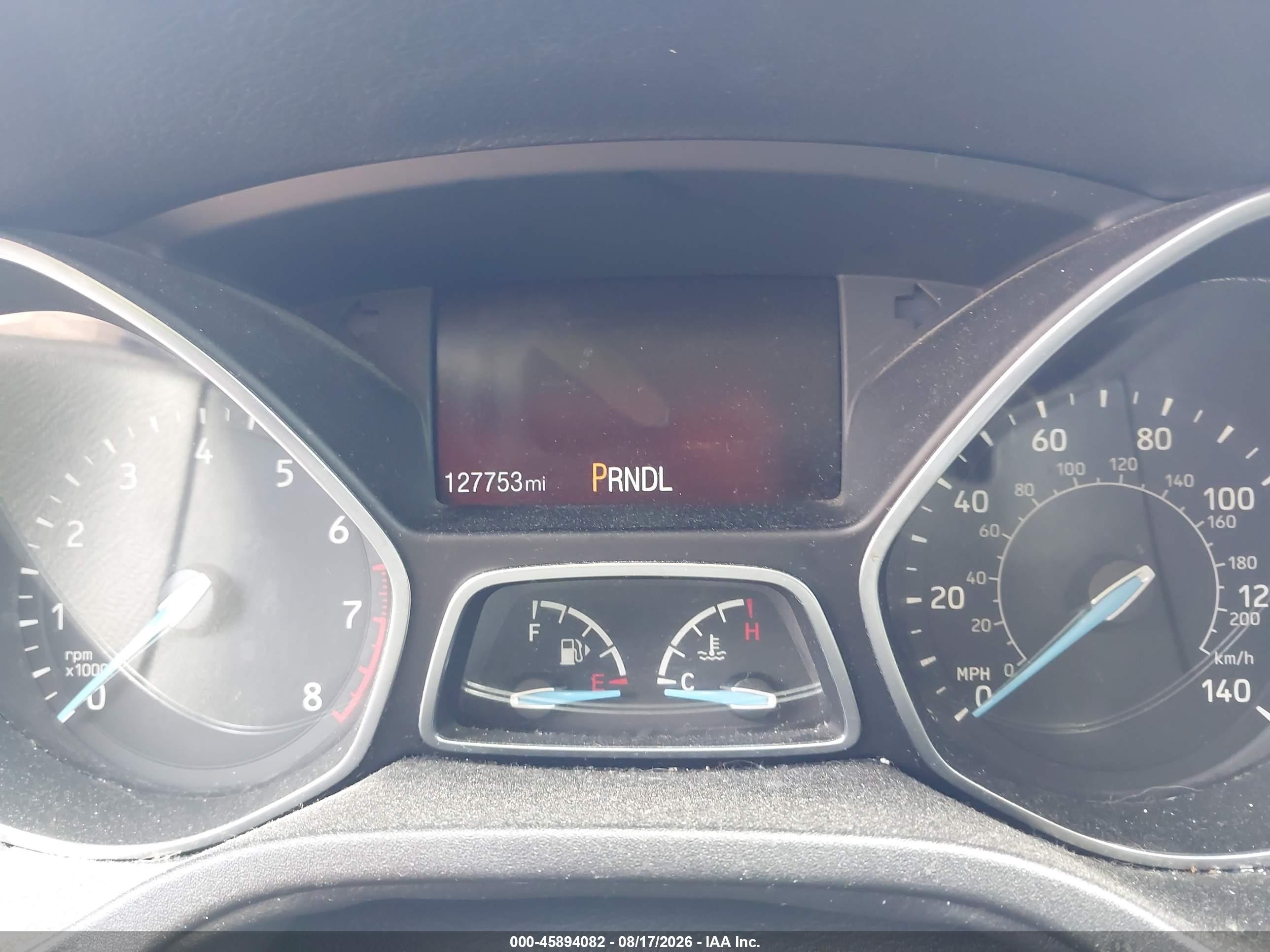 2017 Ford Focus Se White vin: 1FADP3K2XHL247992