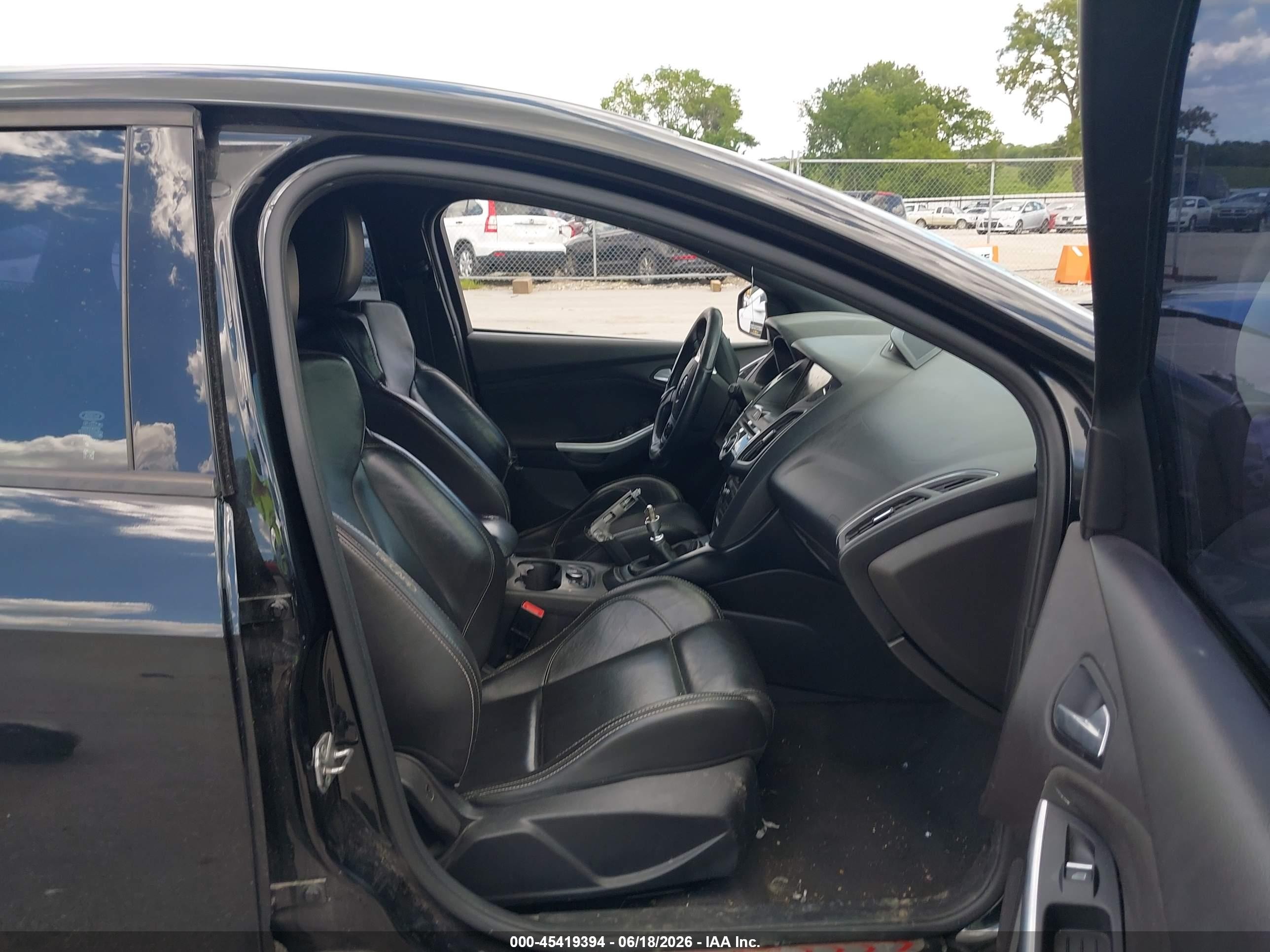 2014 Ford Focus St   Black vin: 1FADP3L90EL286405