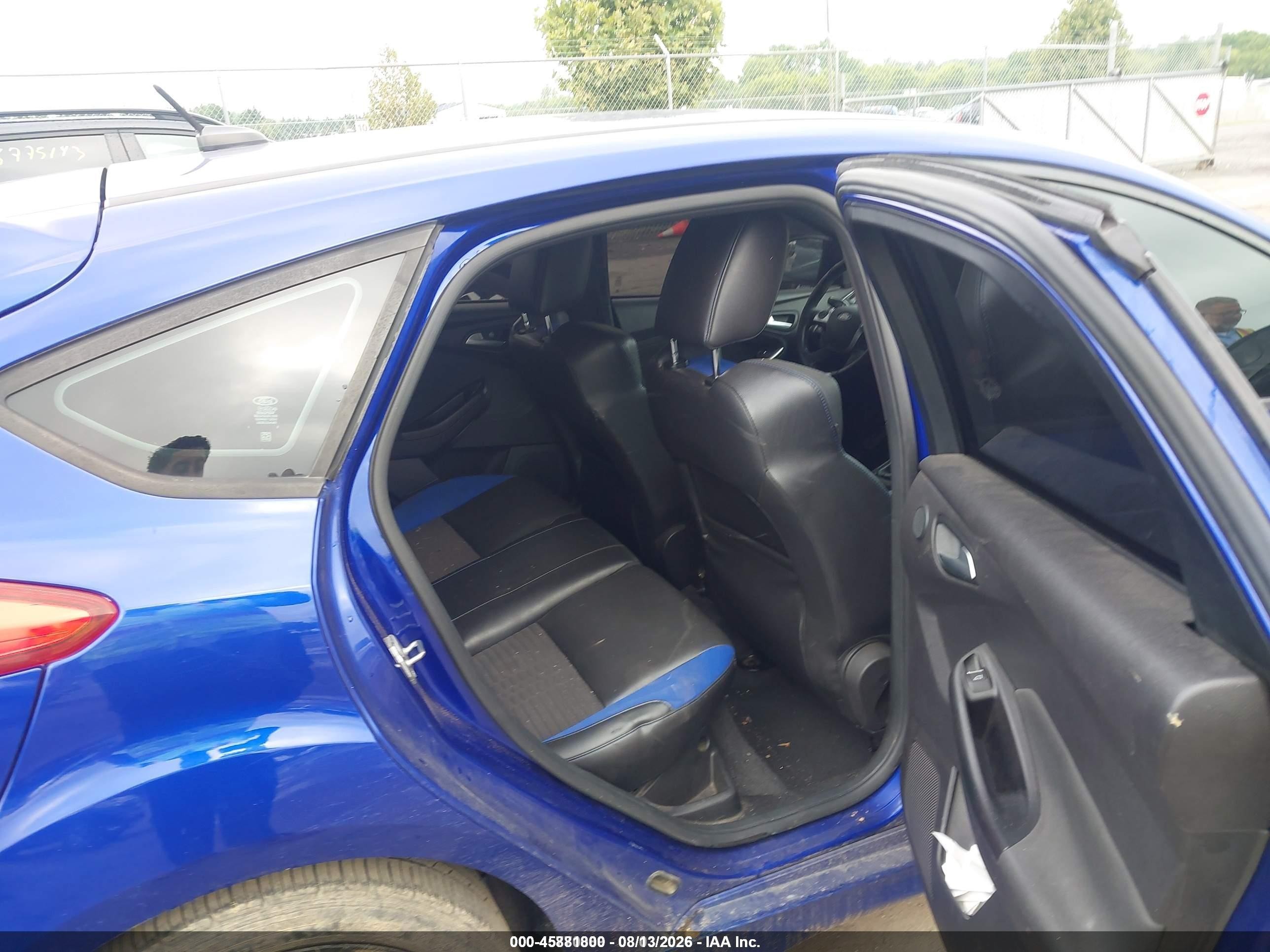 2014 Ford Focus St   Синий vin: 1FADP3L90EL358879