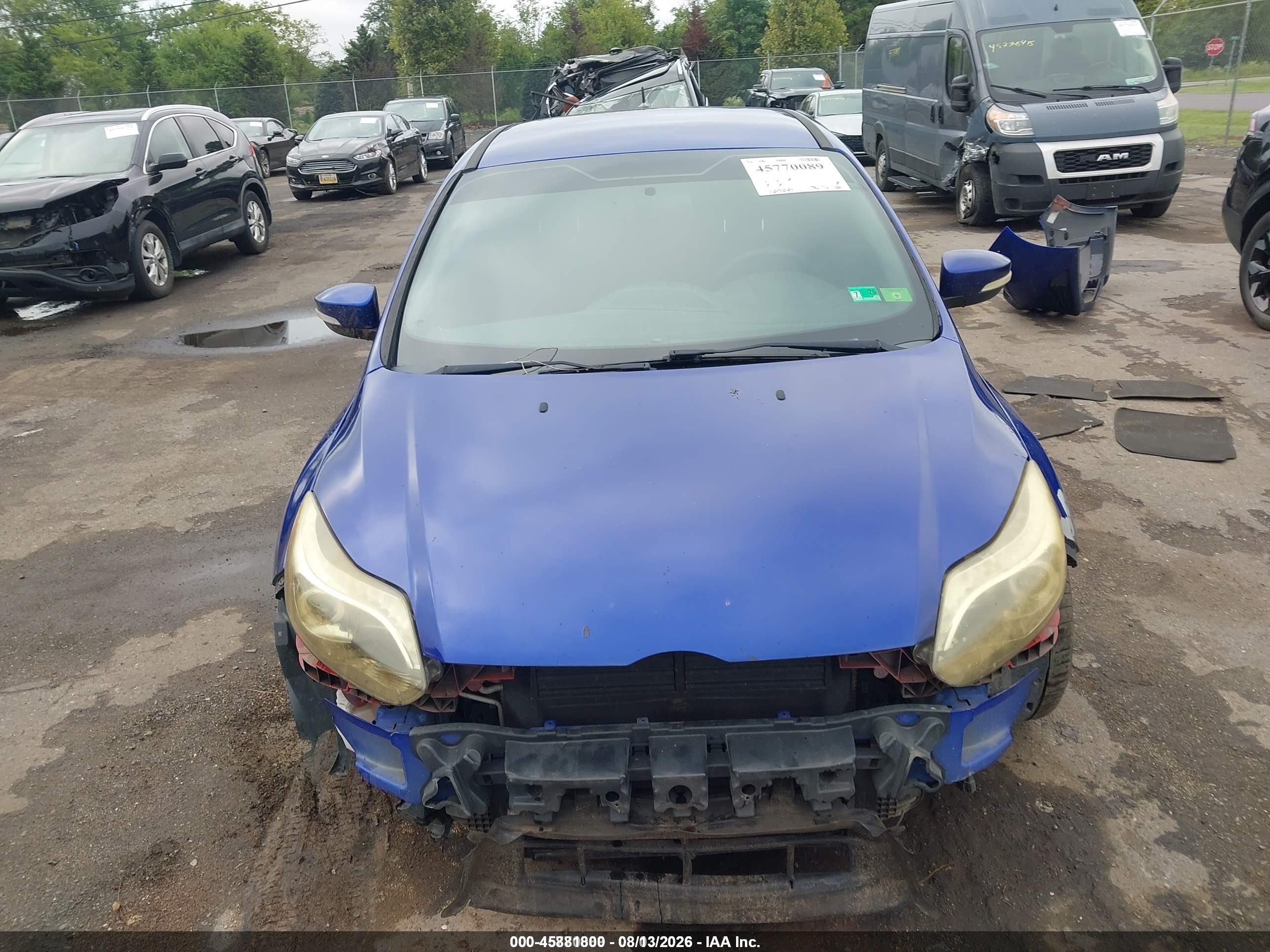 2014 Ford Focus St   Синий vin: 1FADP3L90EL358879