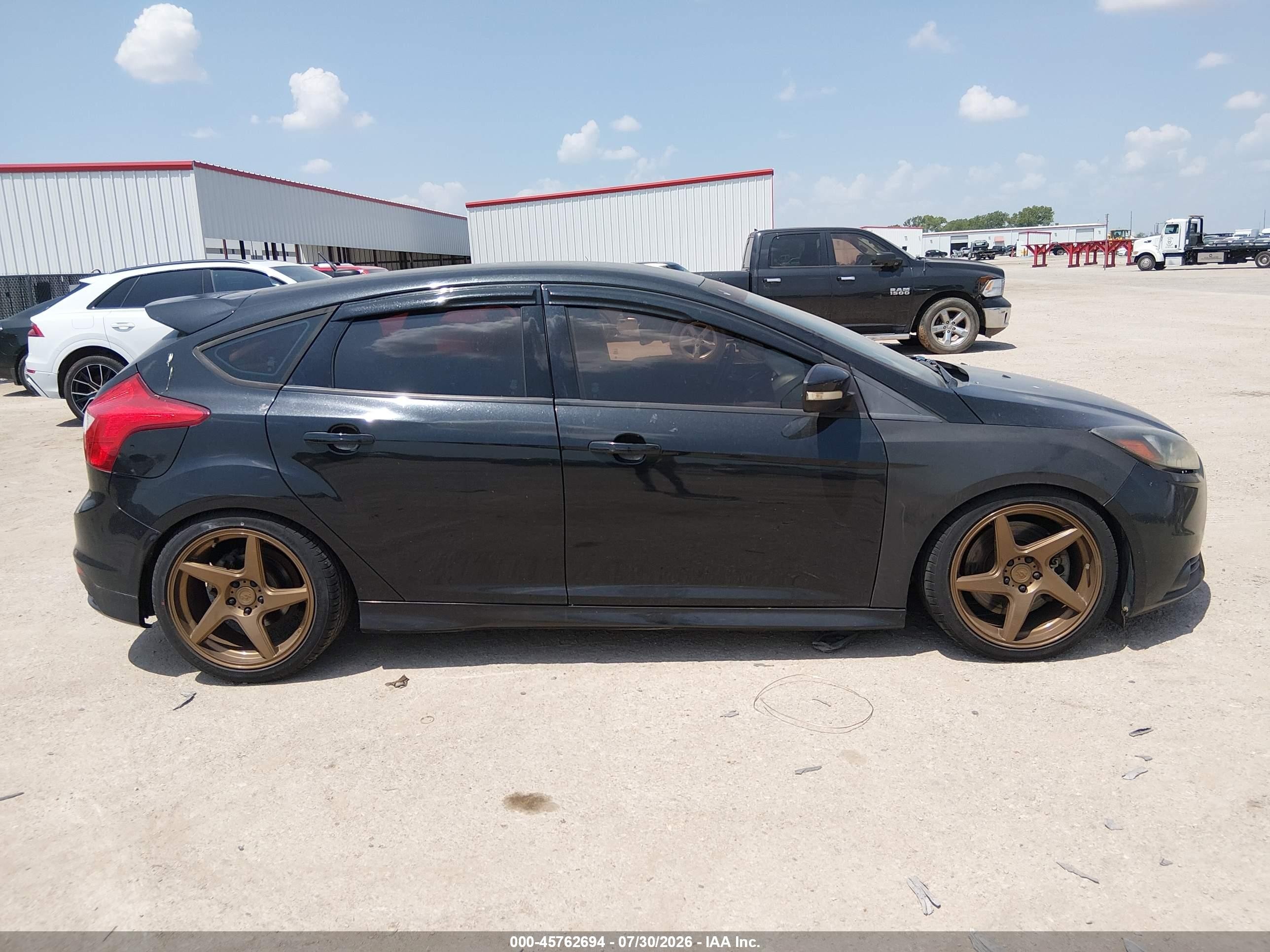 2014 Ford Focus St   Black vin: 1FADP3L90EL372166