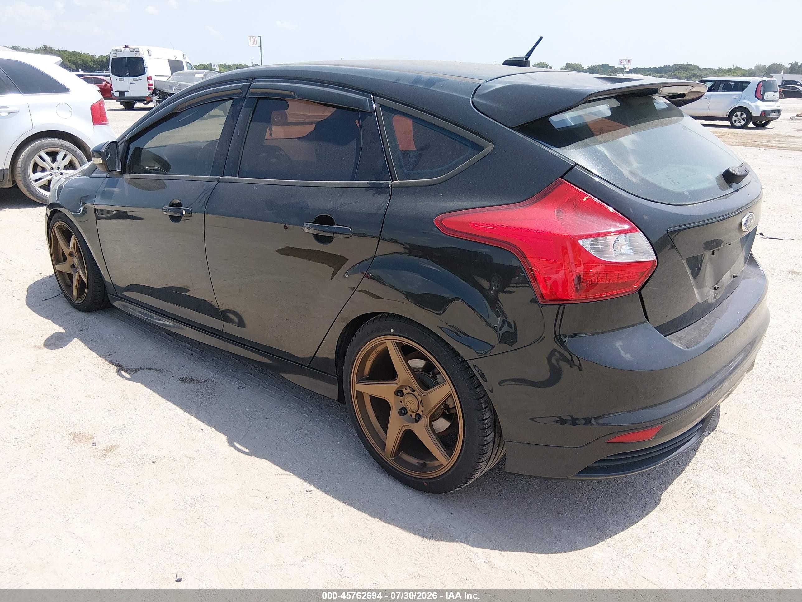 2014 Ford Focus St   Black vin: 1FADP3L90EL372166