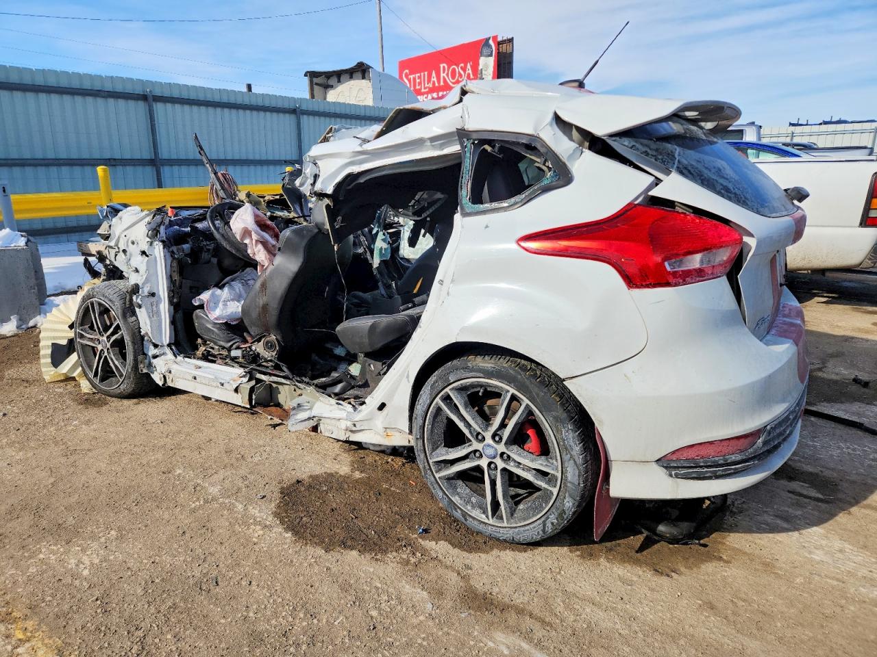 2015 Ford Focus St White vin: 1FADP3L90FL219742