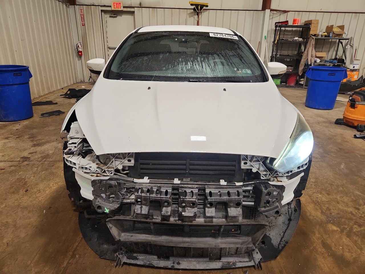2015 Ford Focus St White vin: 1FADP3L90FL304015