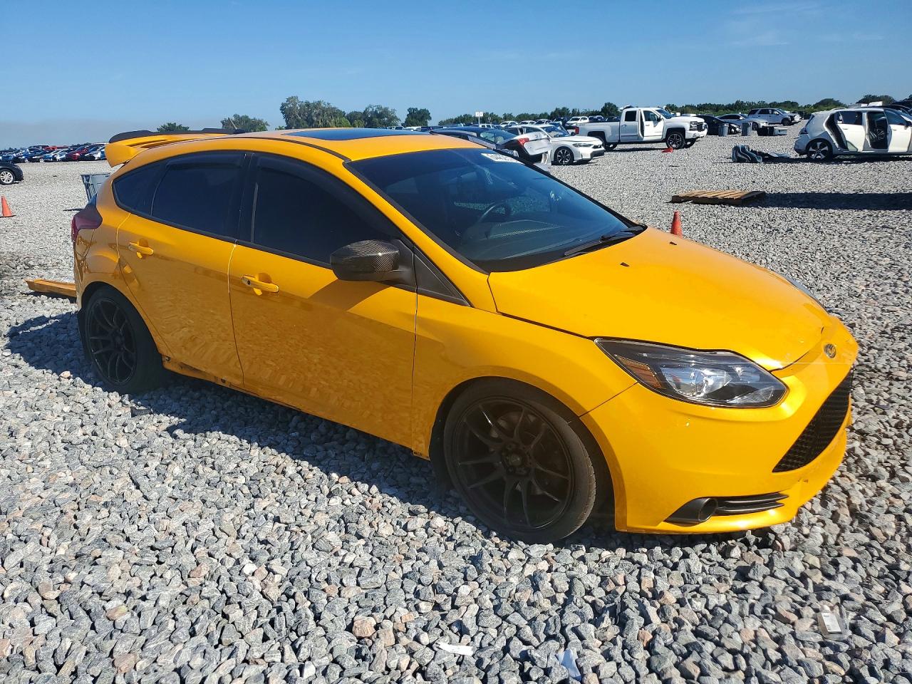 2013 Ford Focus St Gold vin: 1FADP3L91DL185839