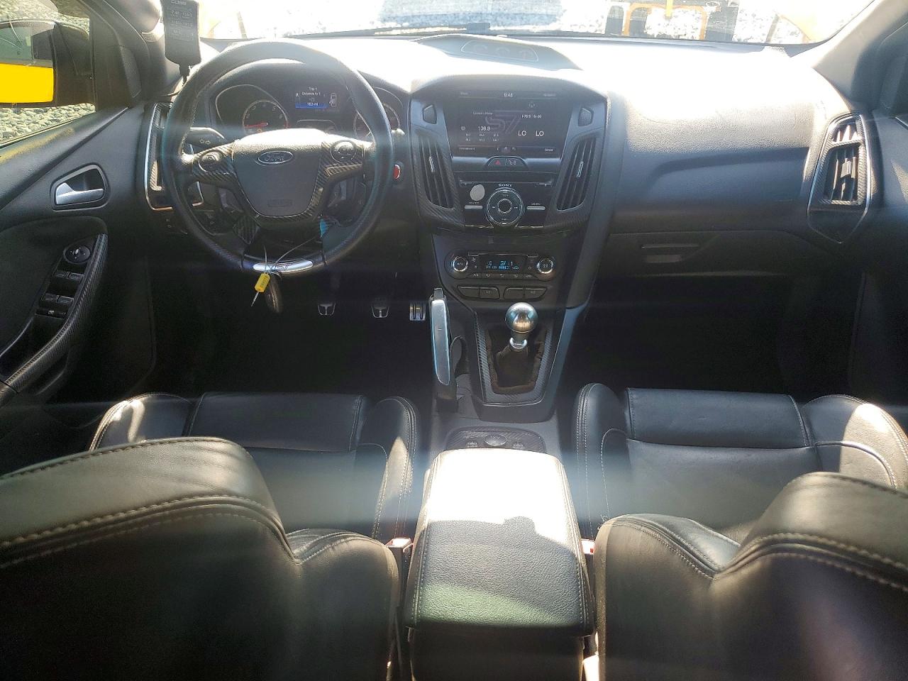 2013 Ford Focus St Gold vin: 1FADP3L91DL185839