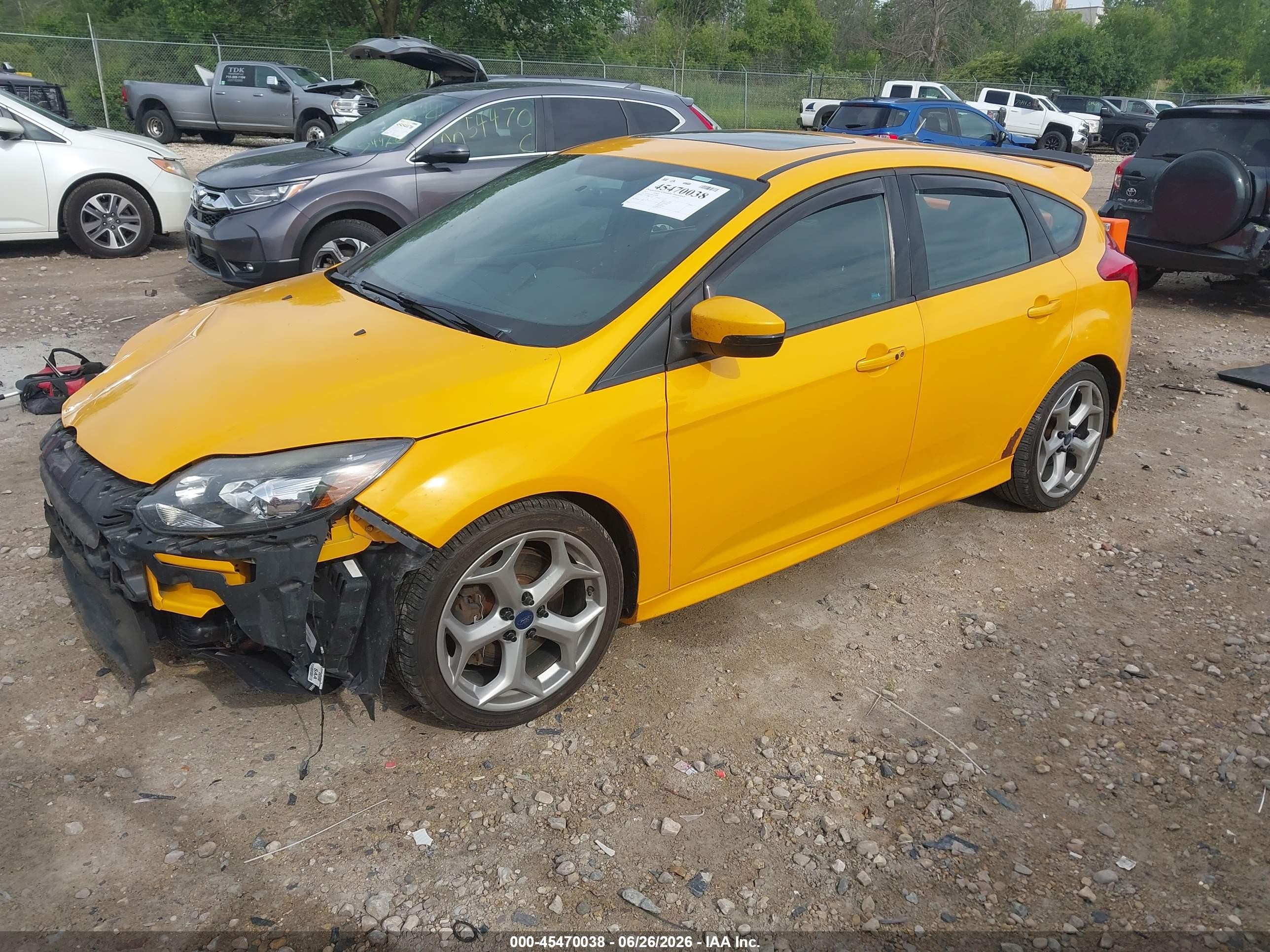 2013 Ford Focus St   Yellow vin: 1FADP3L91DL201893