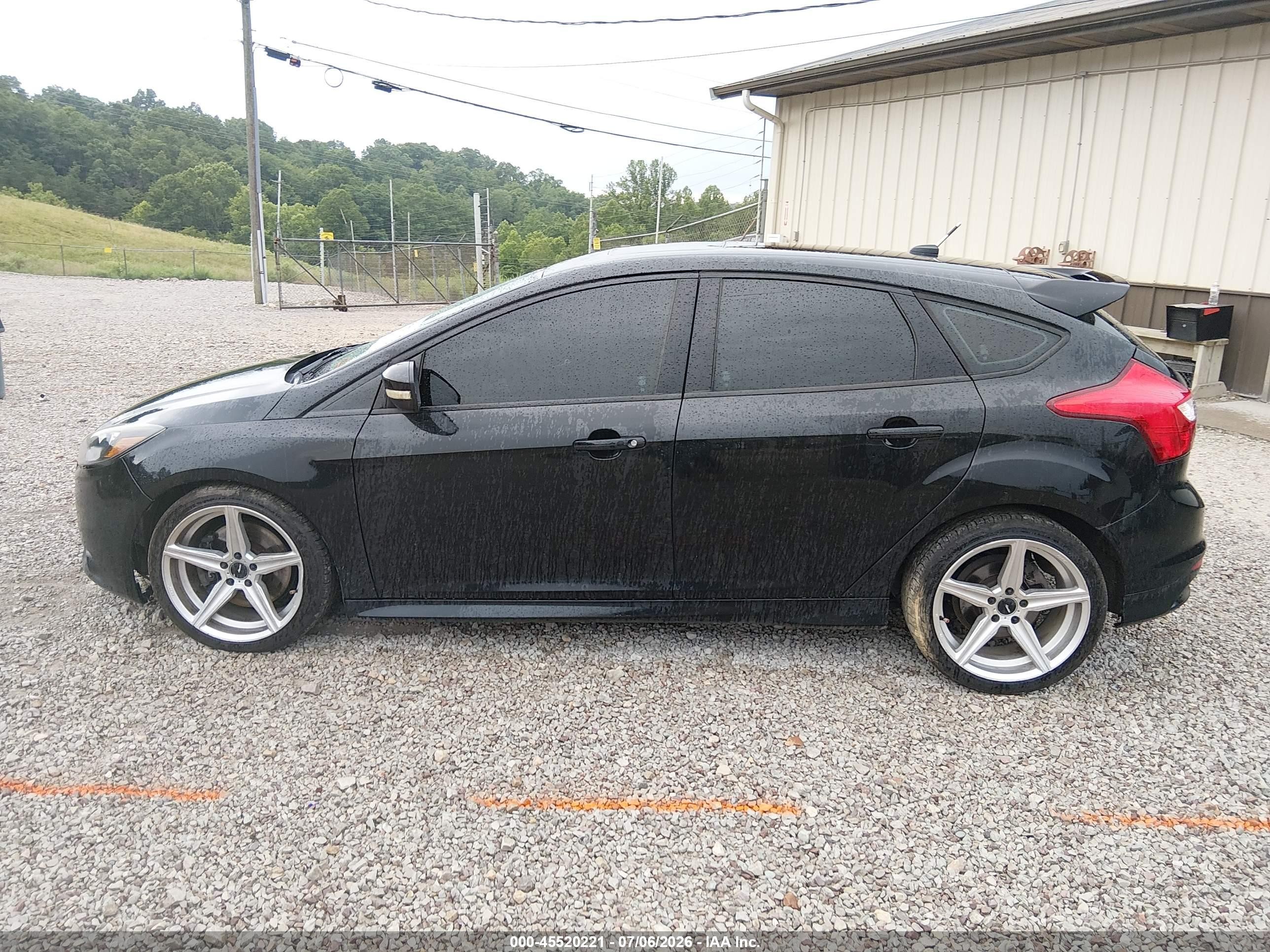 2013 Ford Focus St   Черный vin: 1FADP3L91DL215809