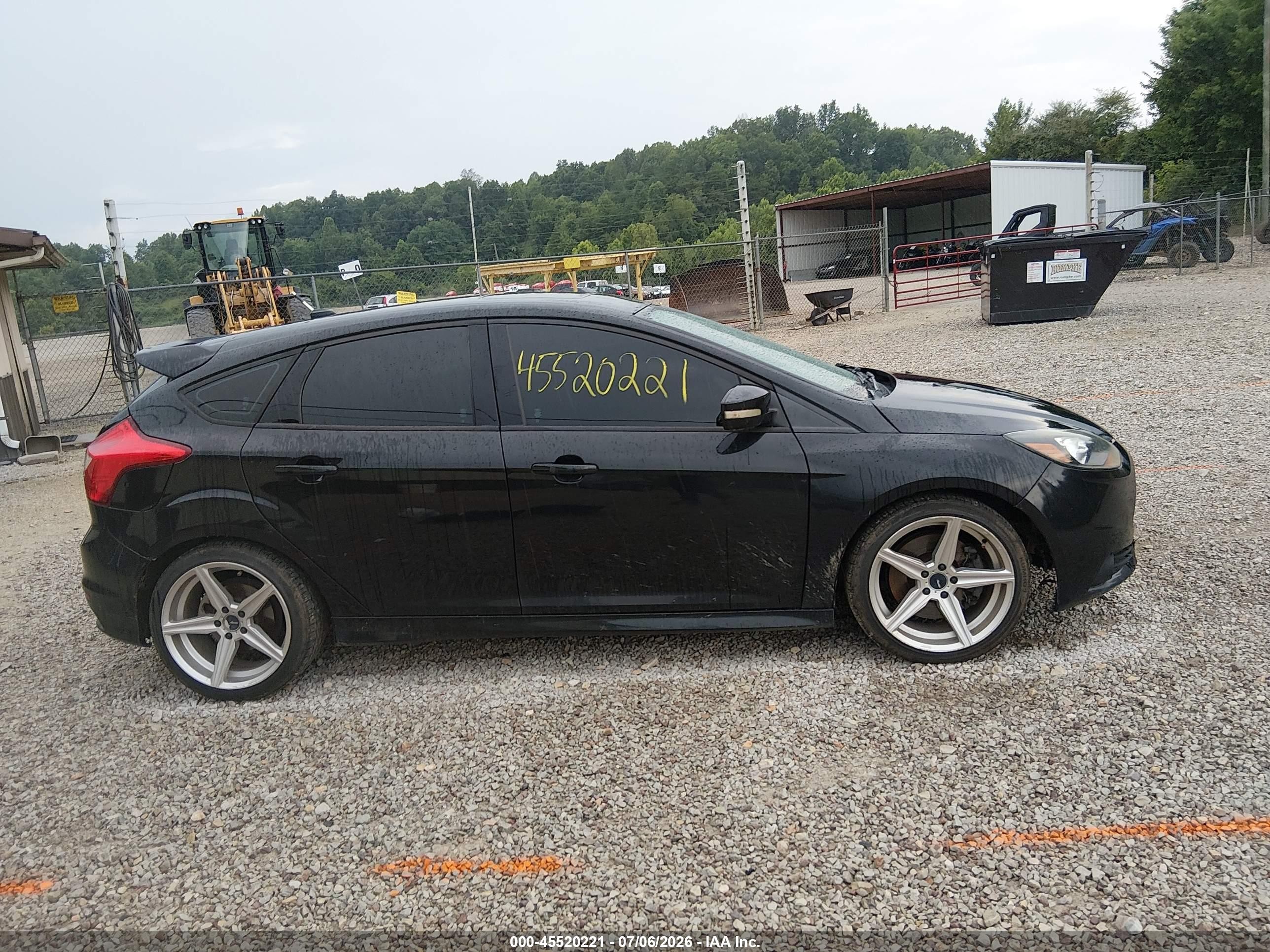 2013 Ford Focus St   Черный vin: 1FADP3L91DL215809