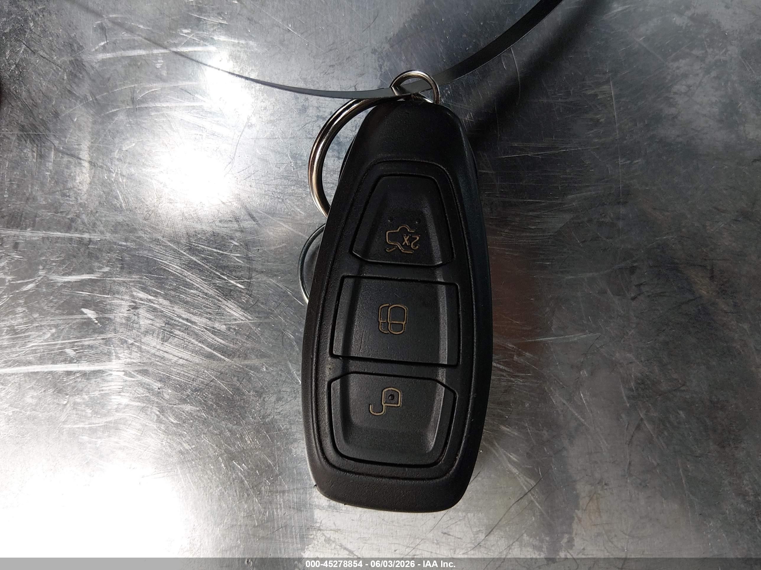 2014 Ford Focus St   Red vin: 1FADP3L91EL338947