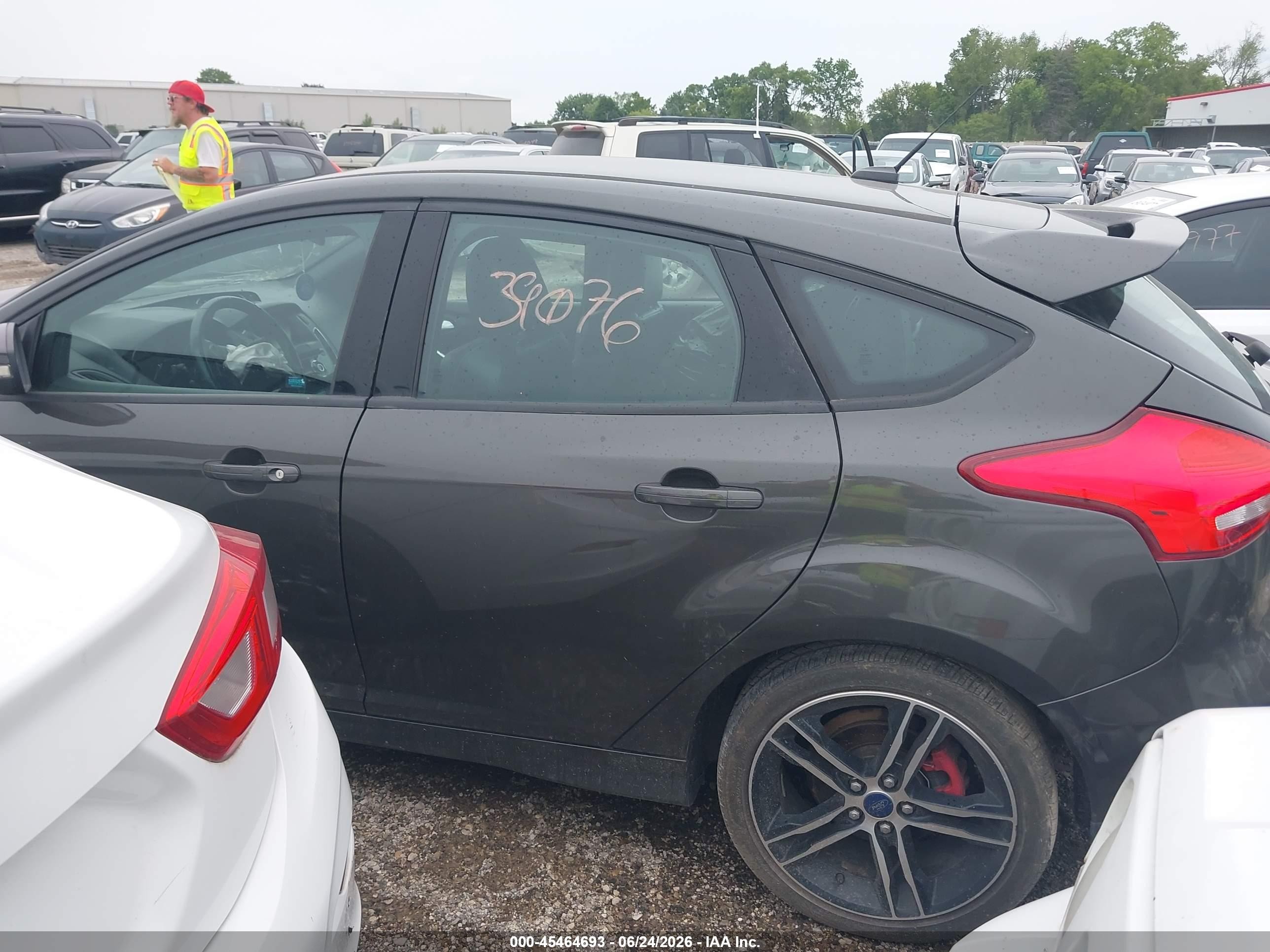 2015 Ford Focus St   Gray vin: 1FADP3L91FL285717