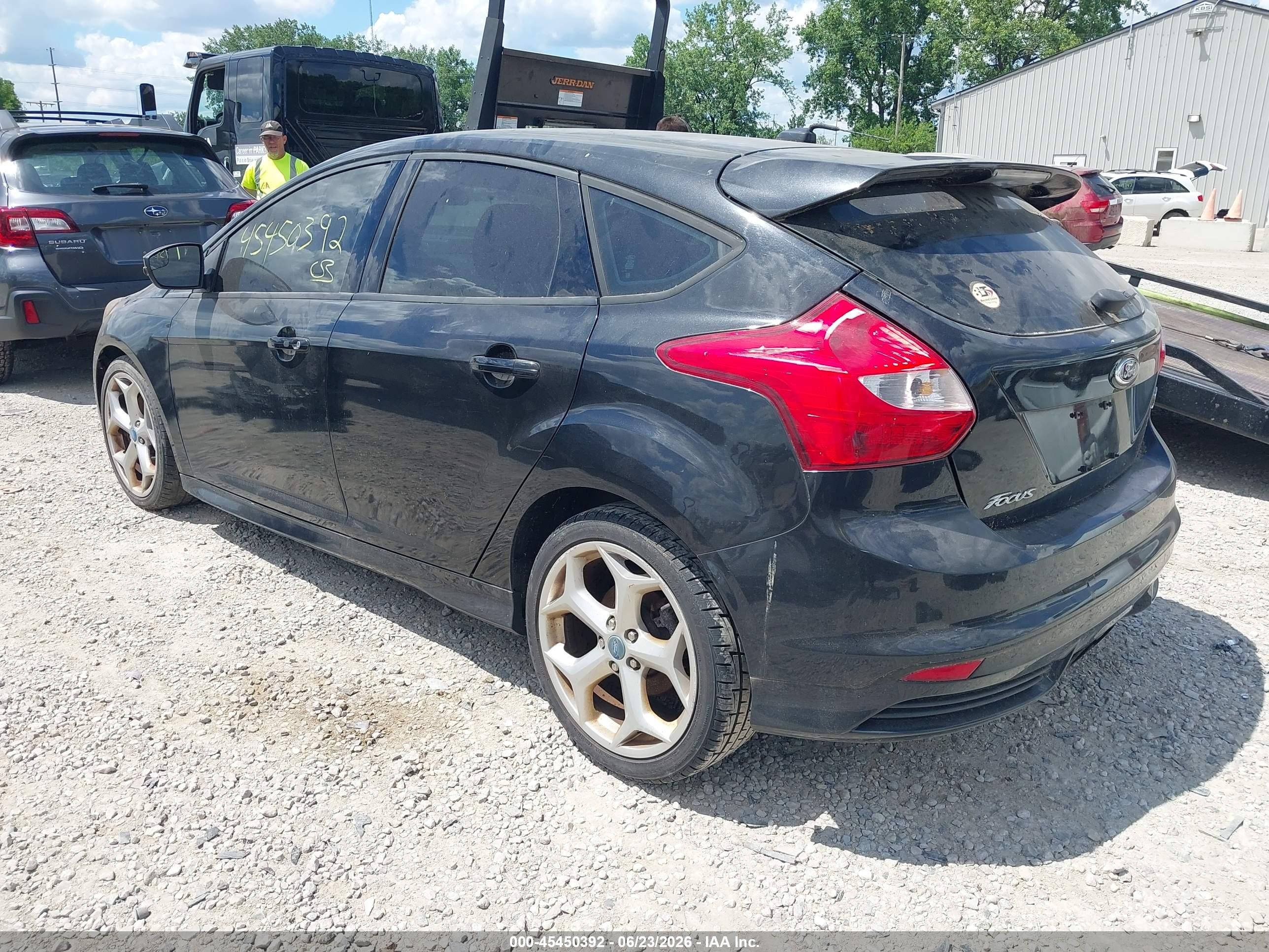 2013 Ford Focus St   Black vin: 1FADP3L92DL127481