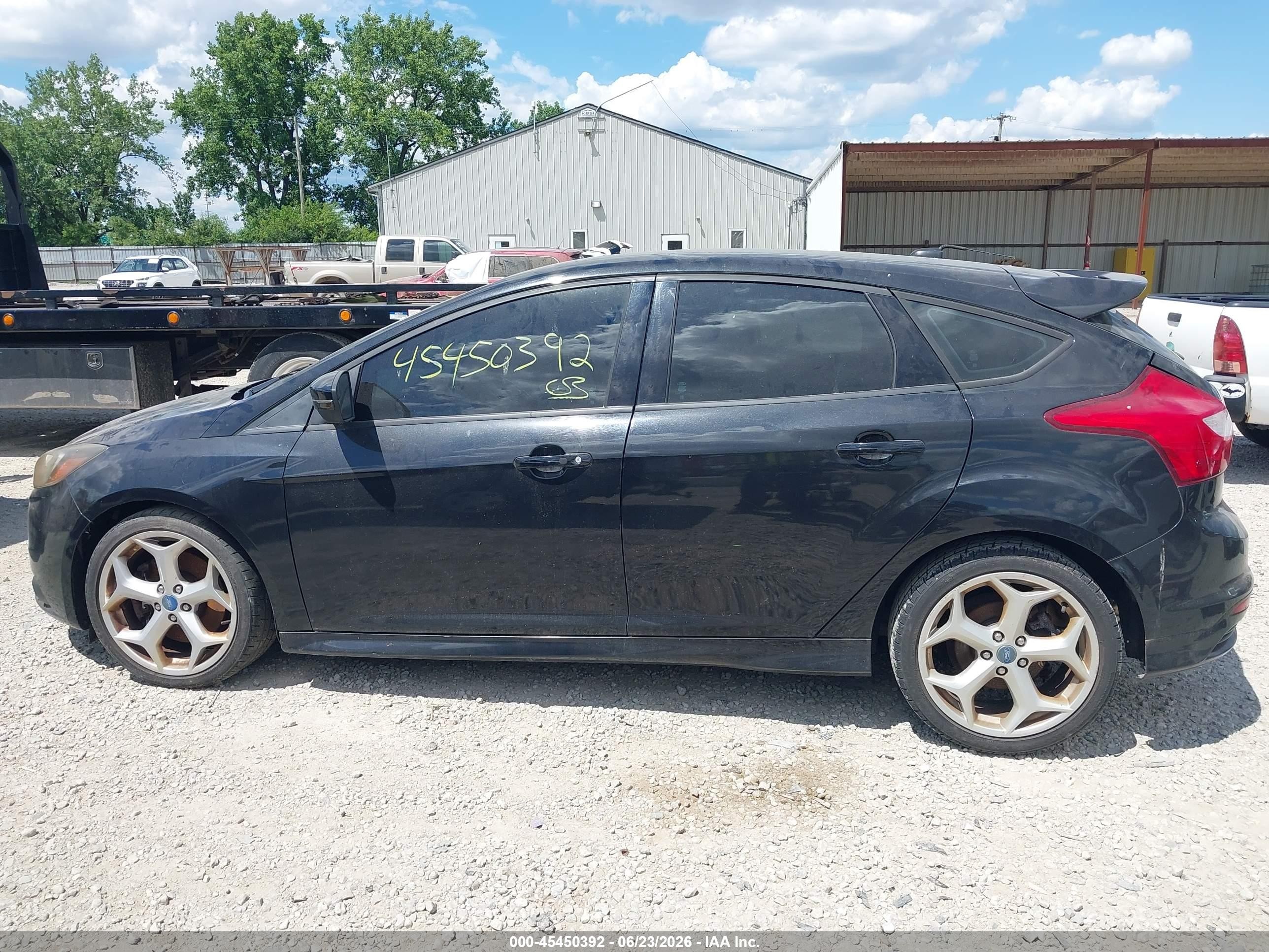 2013 Ford Focus St   Black vin: 1FADP3L92DL127481