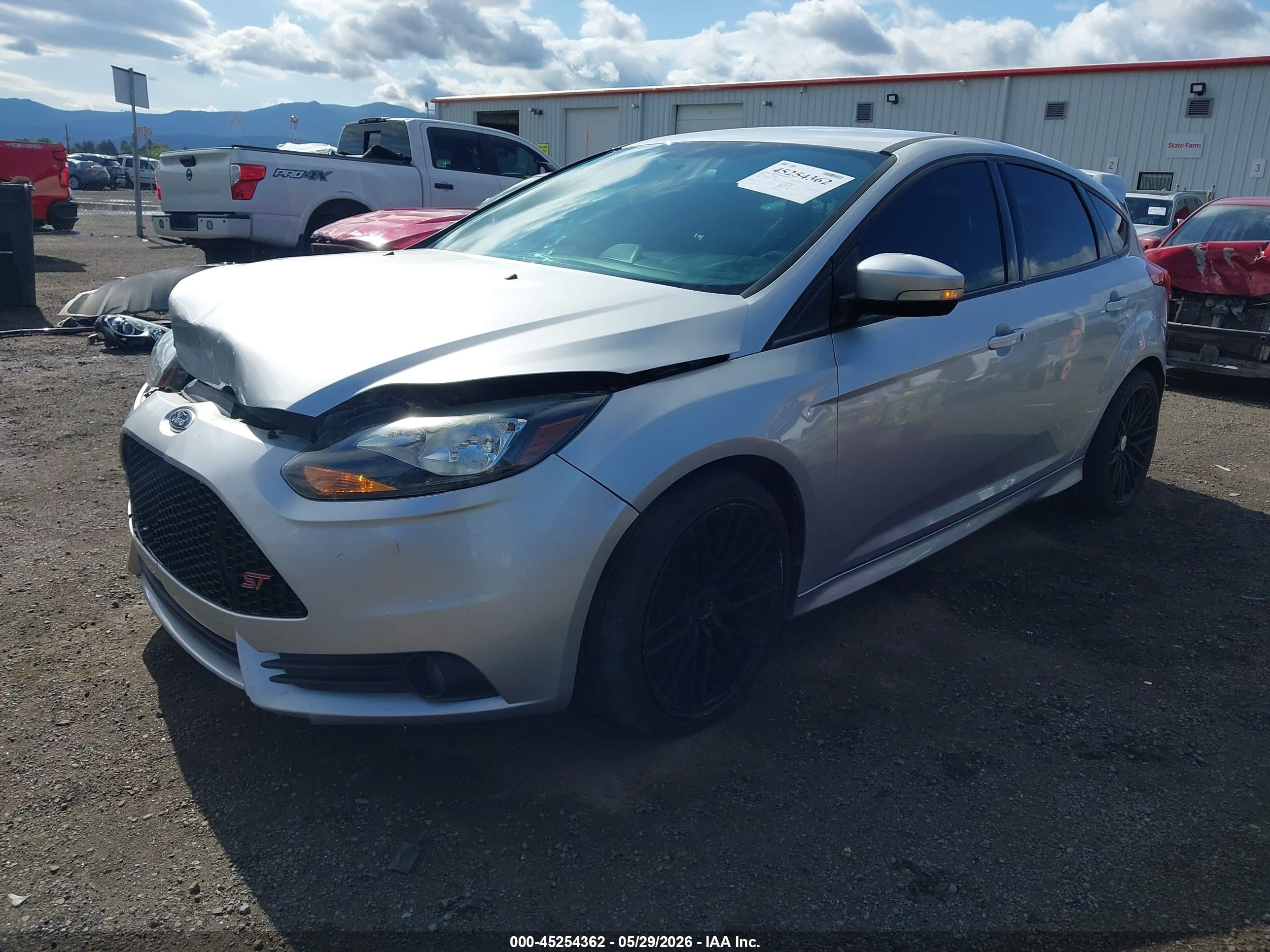 2014 Ford Focus St   Silver vin: 1FADP3L92EL375683