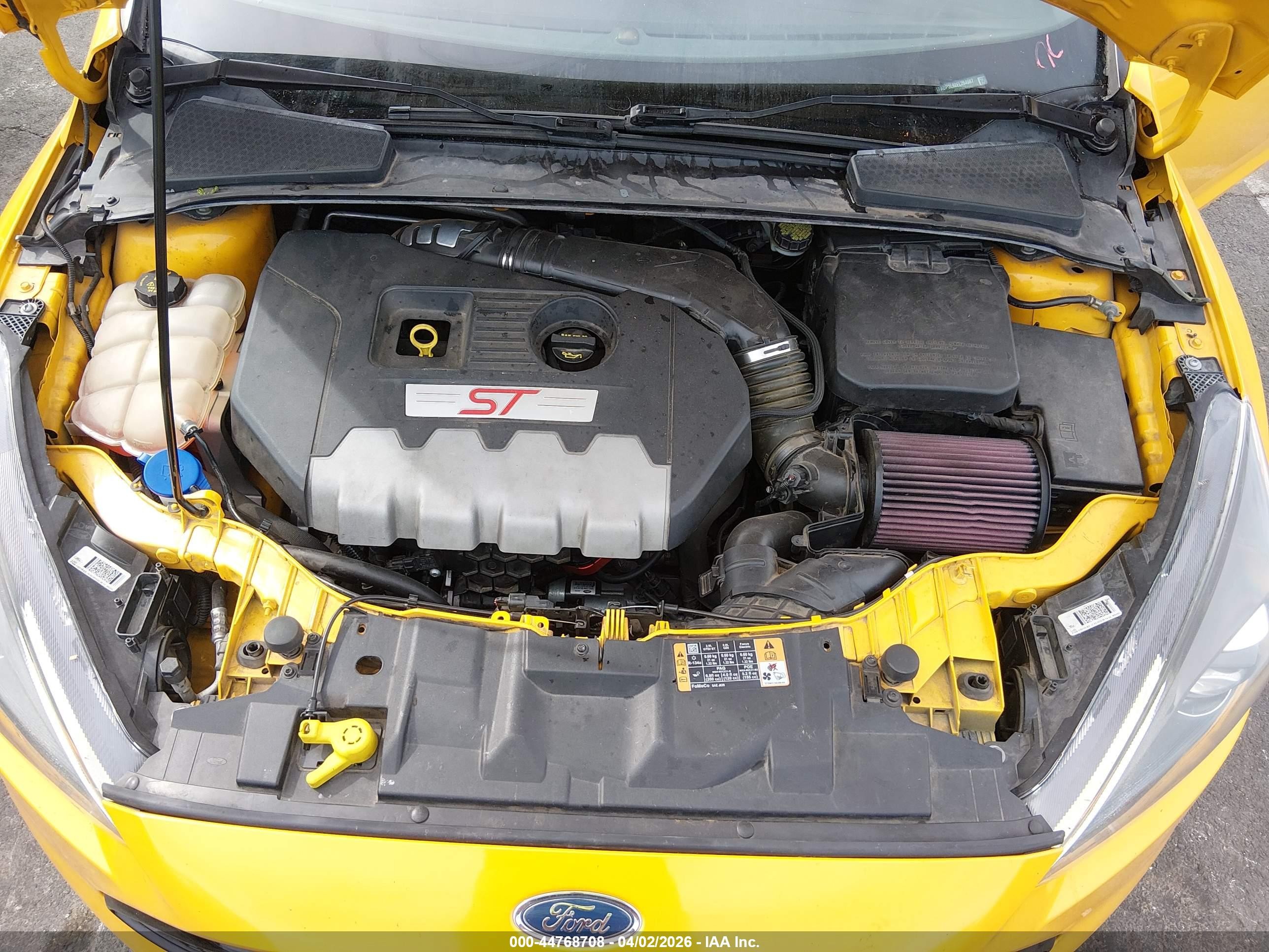 2015 Ford Focus St   Orange vin: 1FADP3L92FL264987