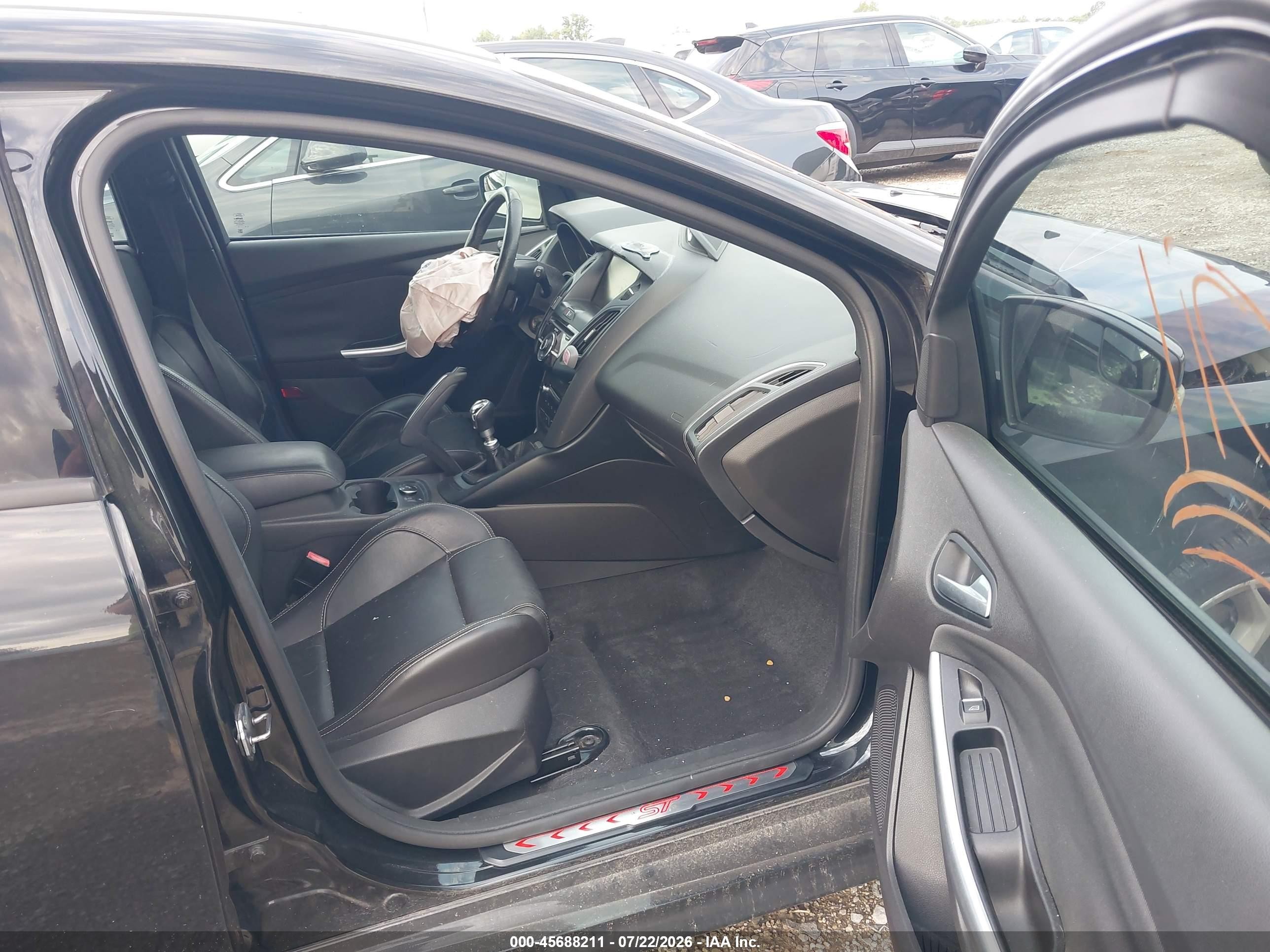 2013 Ford Focus St   Black vin: 1FADP3L93DL185597