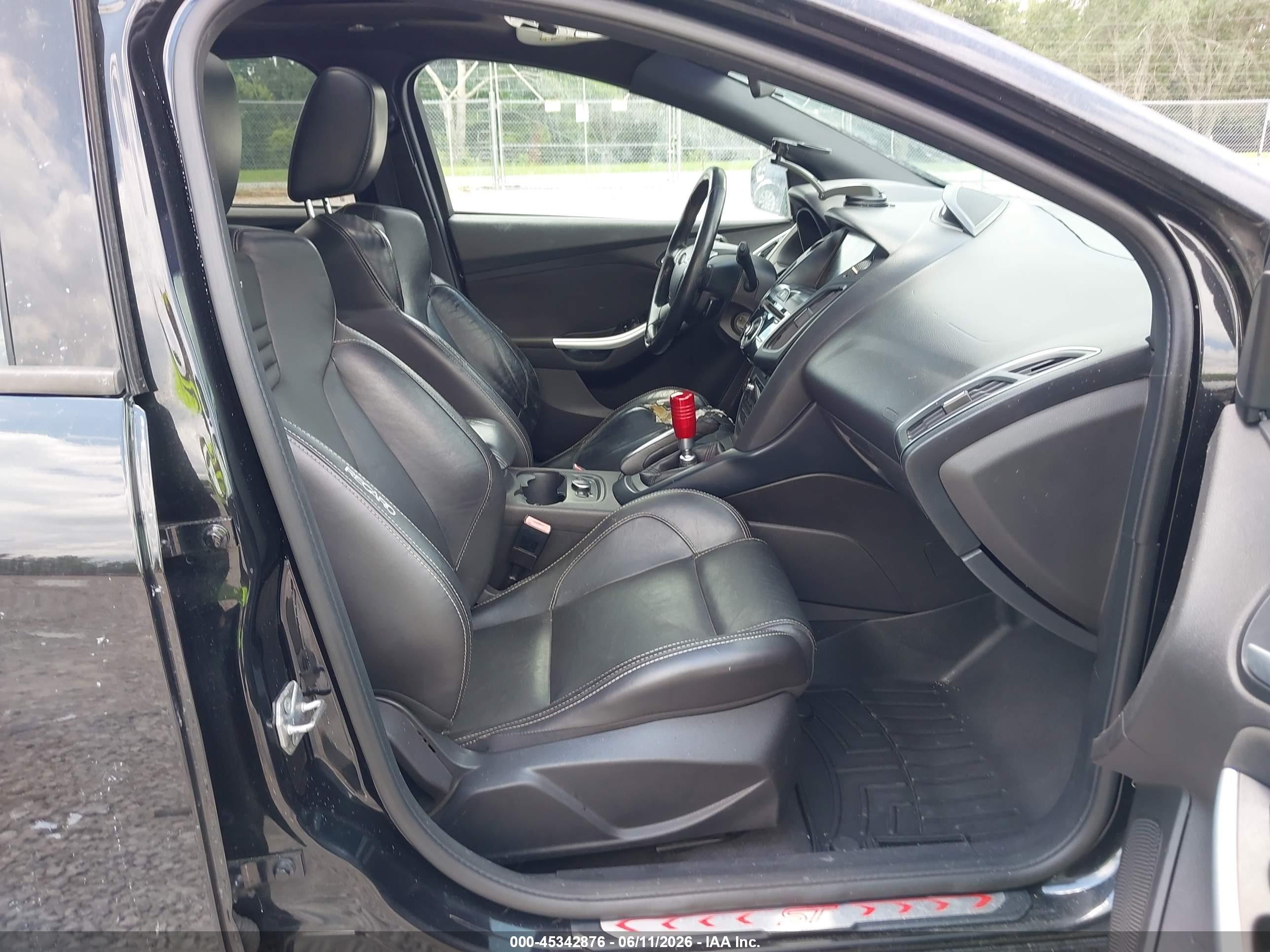 2013 Ford Focus St   Черный vin: 1FADP3L93DL294660