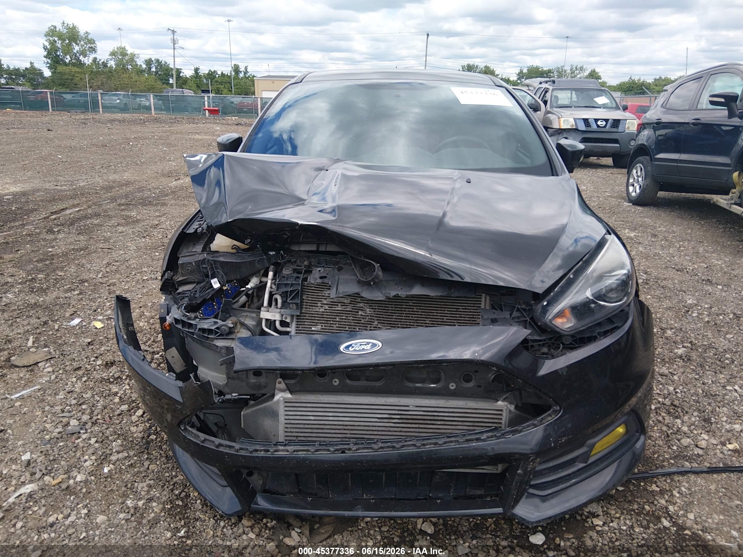 2015 Ford Focus St   Черный vin: 1FADP3L93FL341107