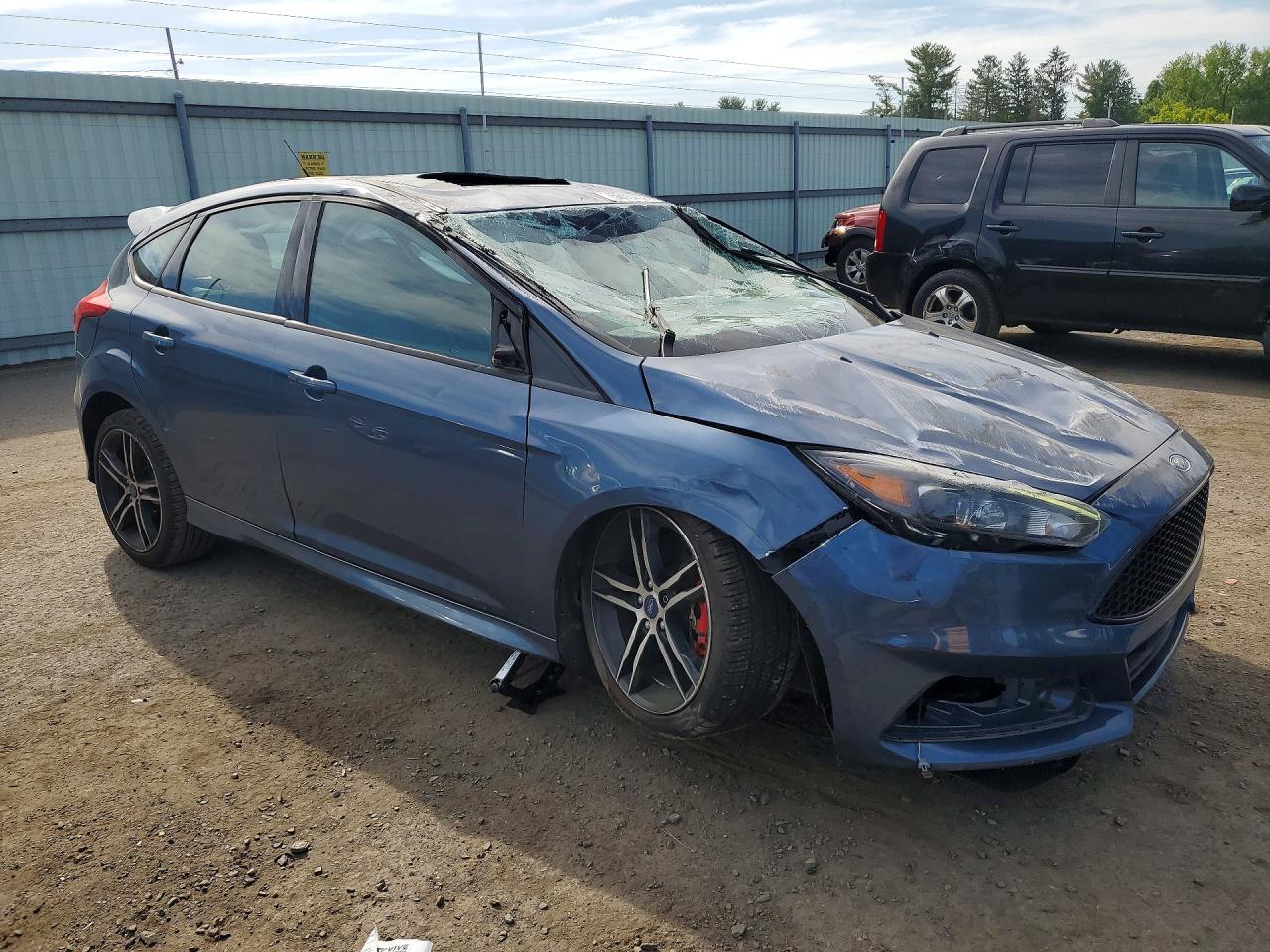 2018 Ford Focus St Blue vin: 1FADP3L93JL225950