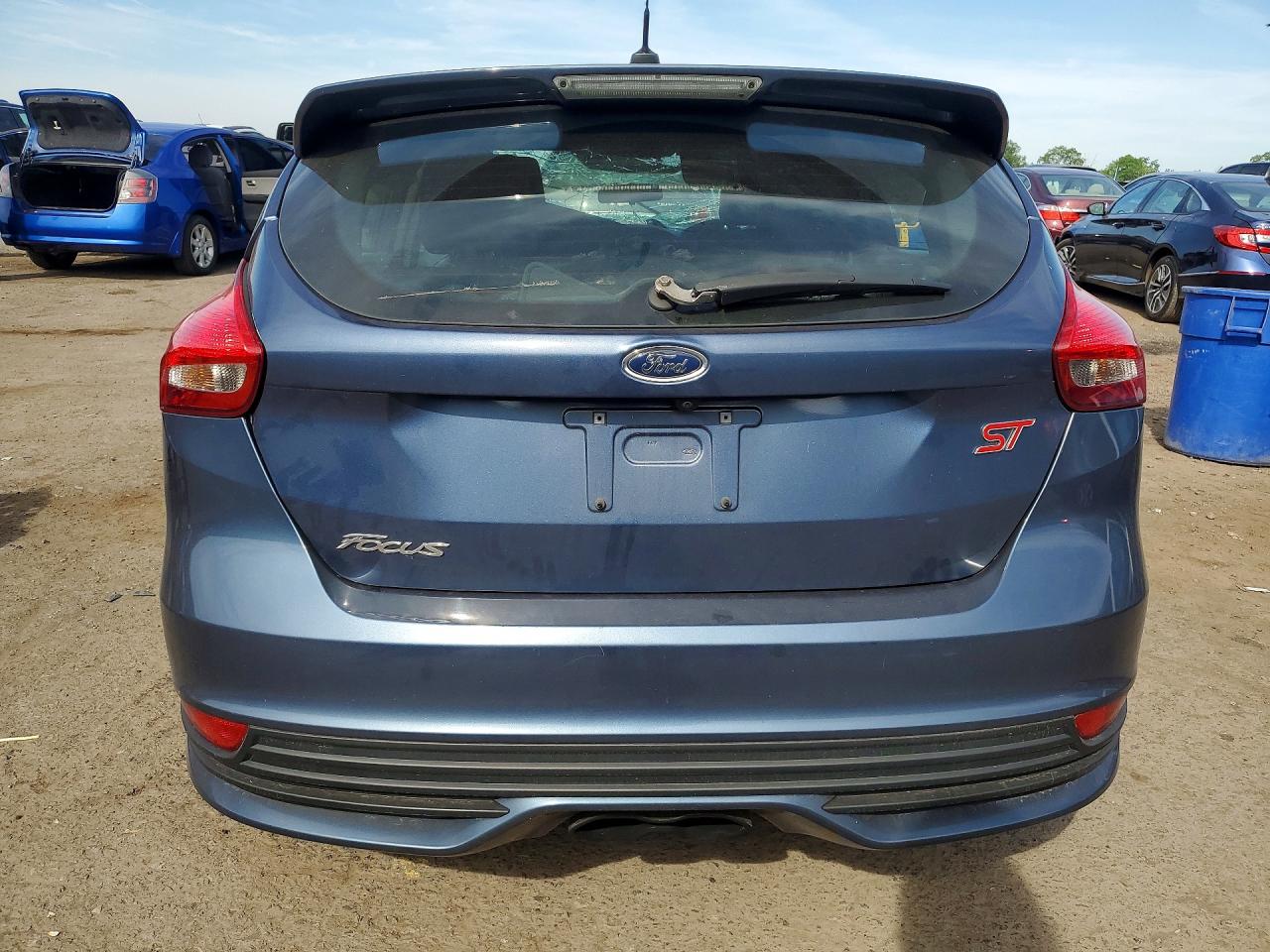 2018 Ford Focus St Blue vin: 1FADP3L93JL225950