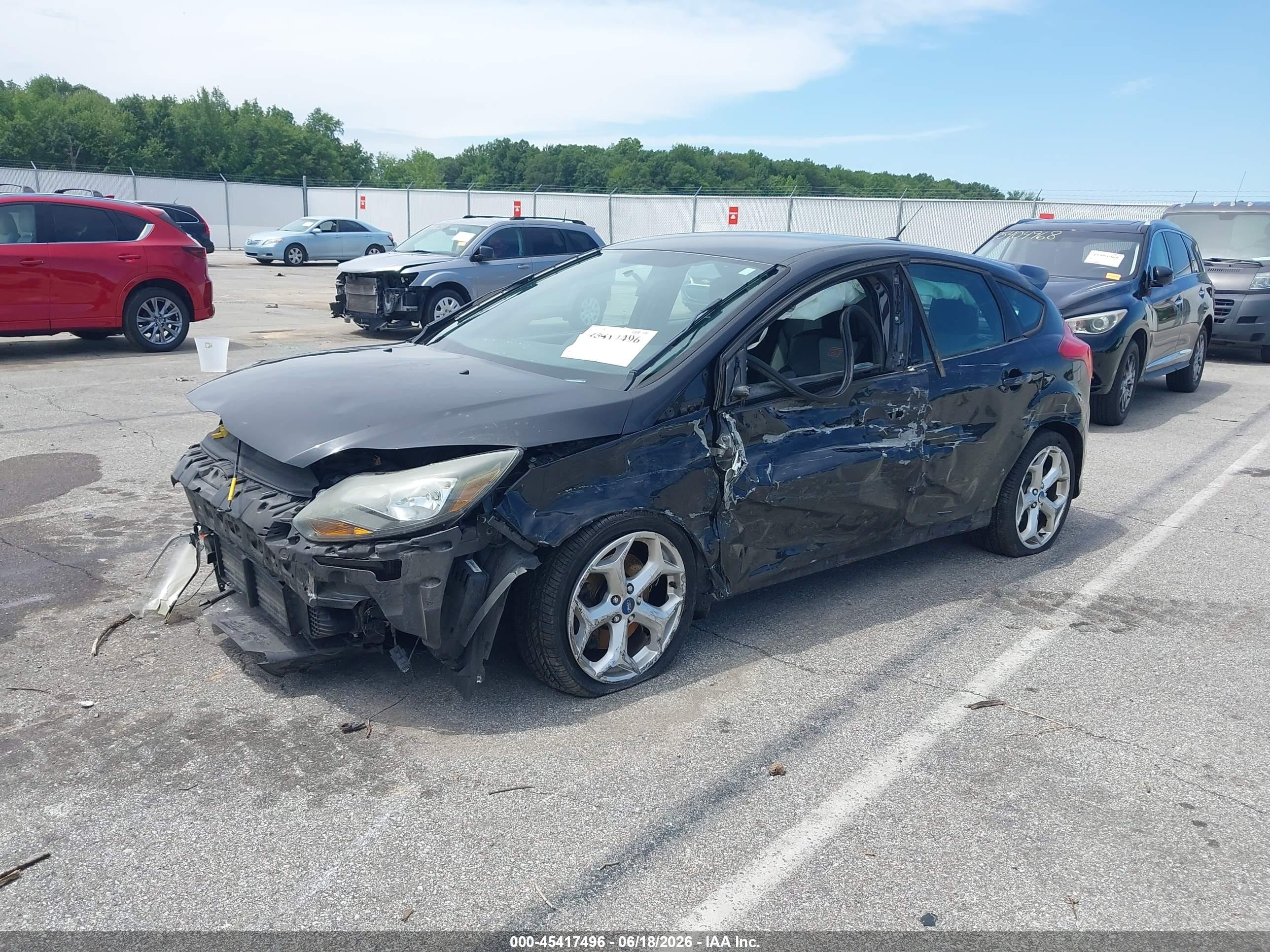 2013 Ford Focus St   Black vin: 1FADP3L94DL185818