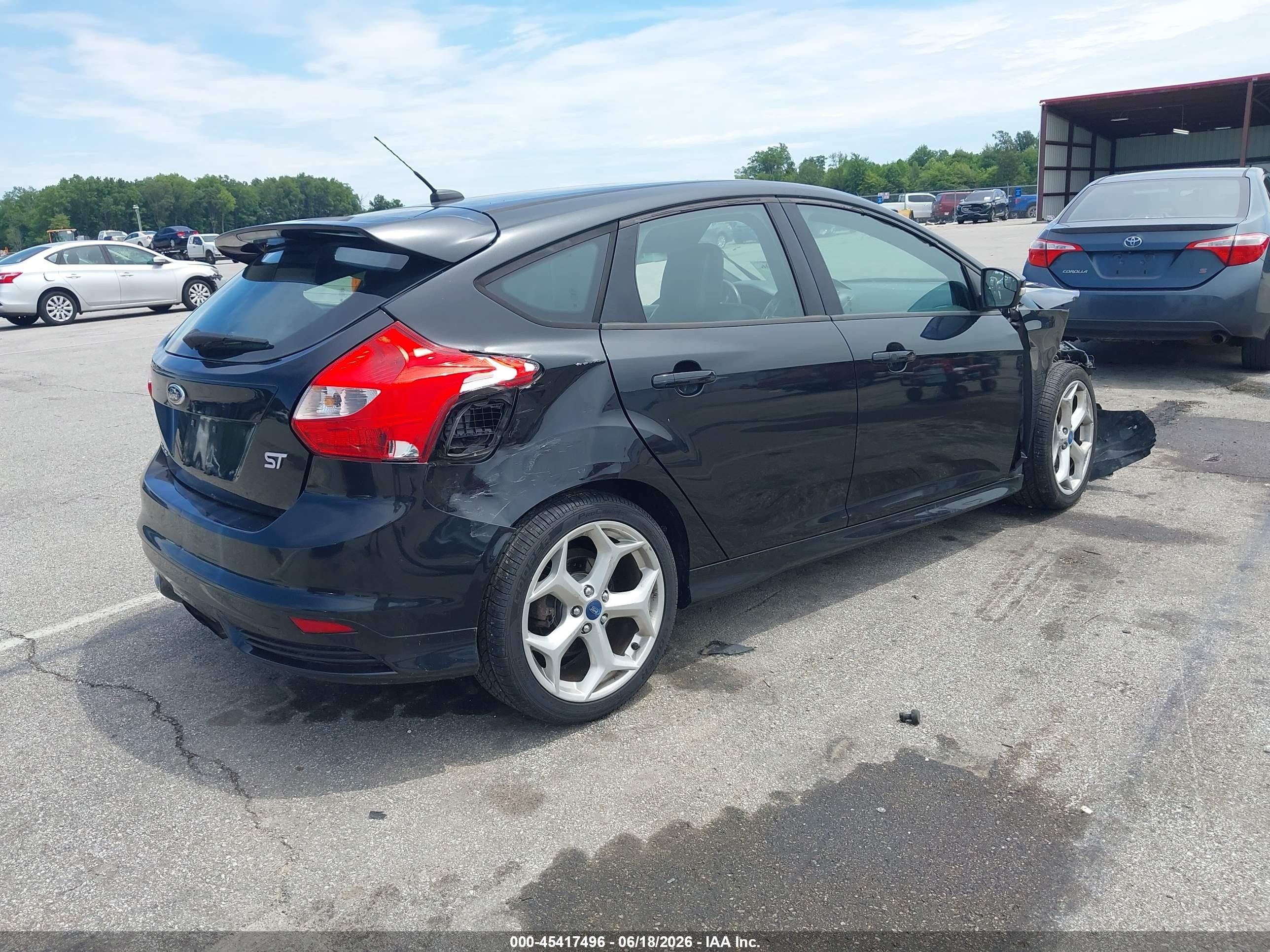 2013 Ford Focus St   Black vin: 1FADP3L94DL185818