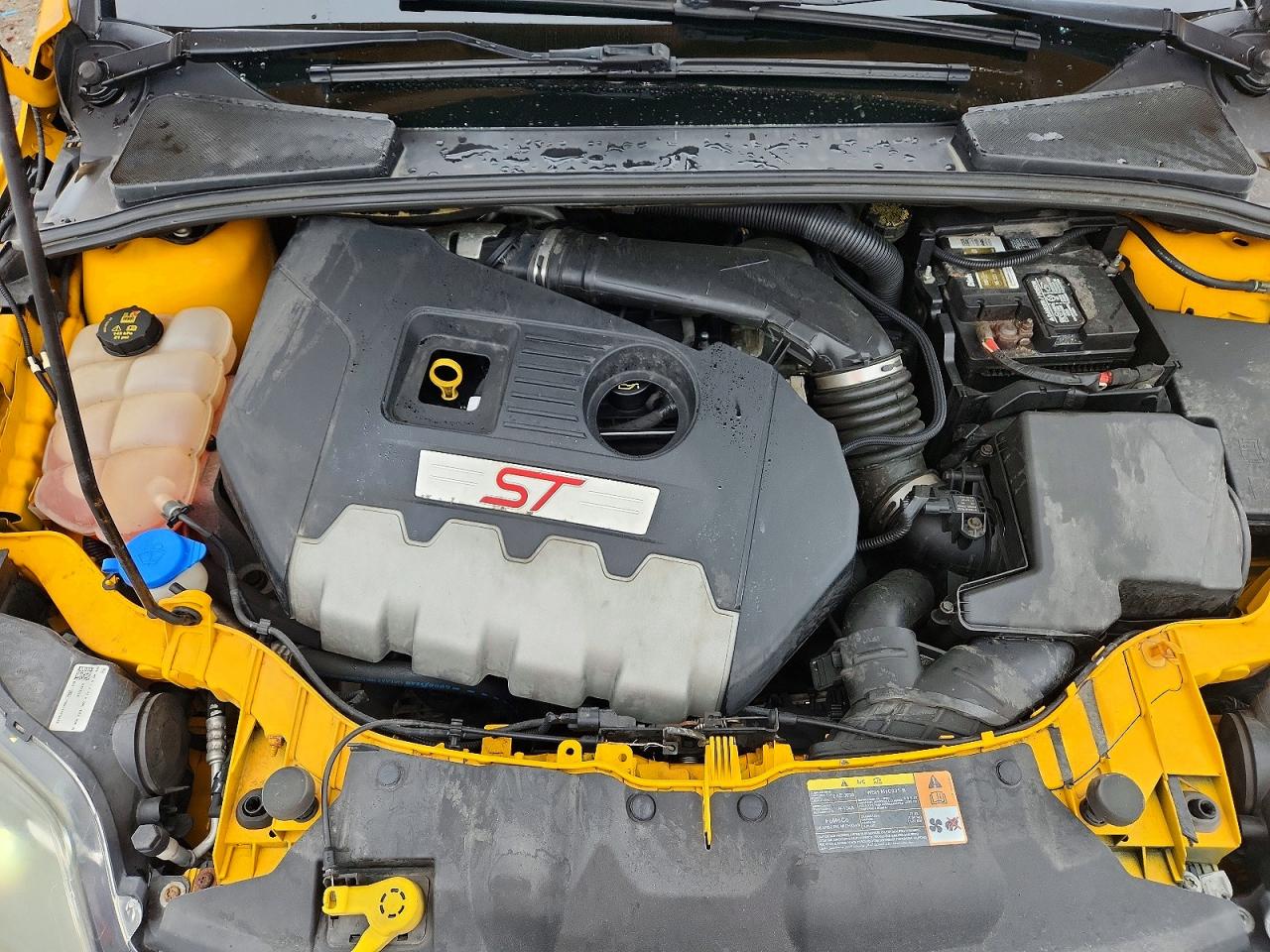 2013 Ford Focus St Yellow vin: 1FADP3L94DL254832