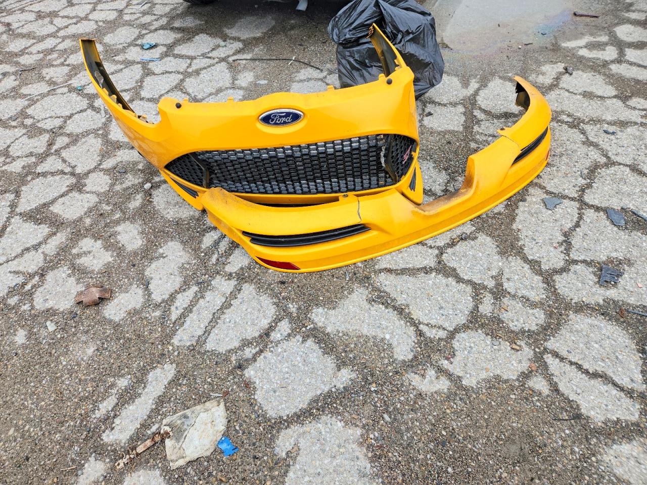 2013 Ford Focus St Yellow vin: 1FADP3L94DL254832
