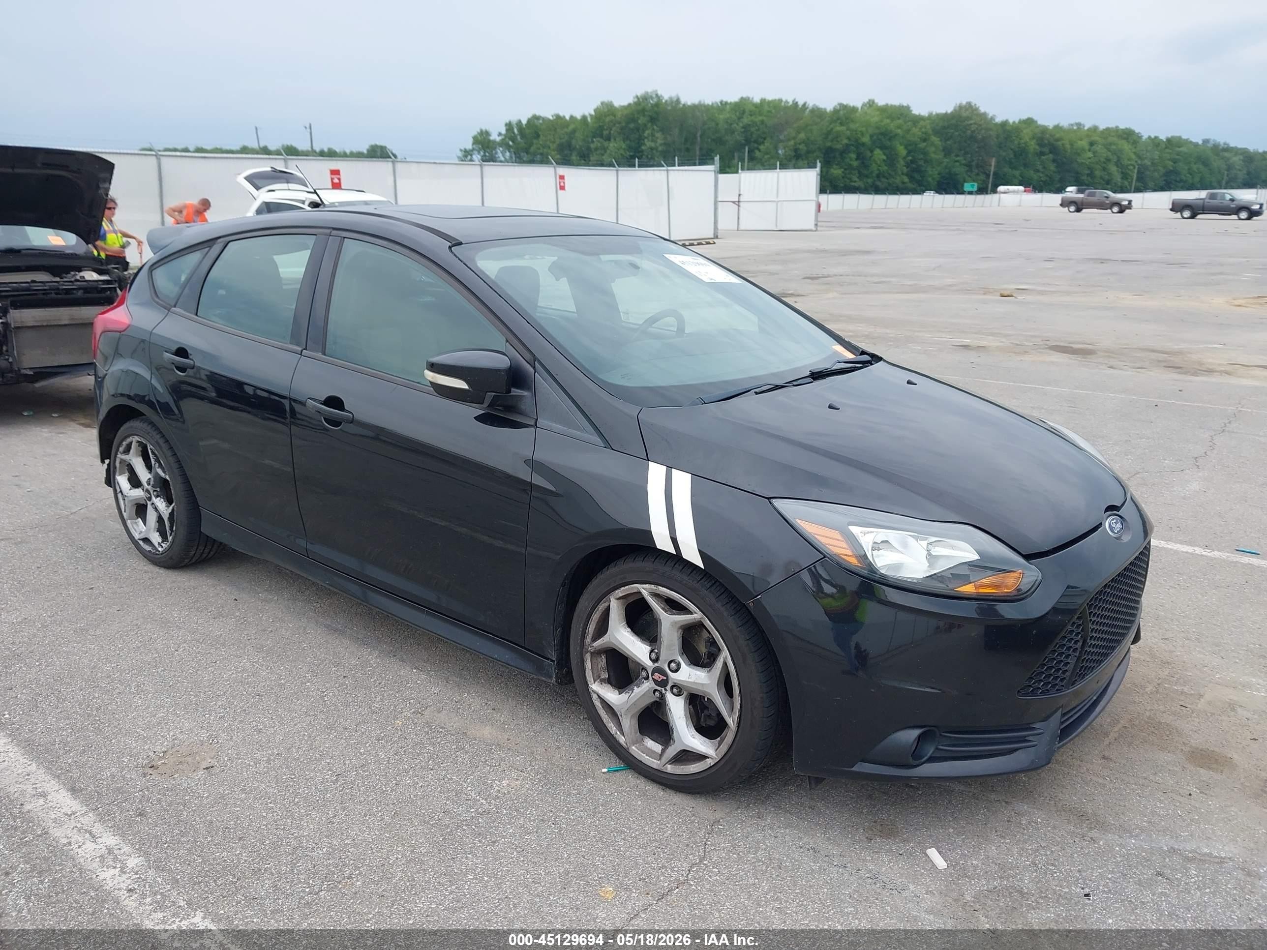 2013 Ford Focus St   Black vin: 1FADP3L94DL380270