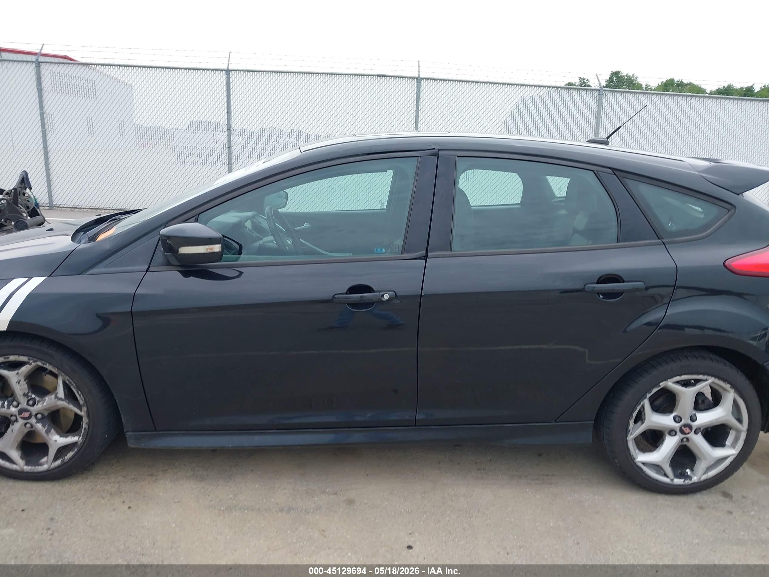 2013 Ford Focus St   Black vin: 1FADP3L94DL380270