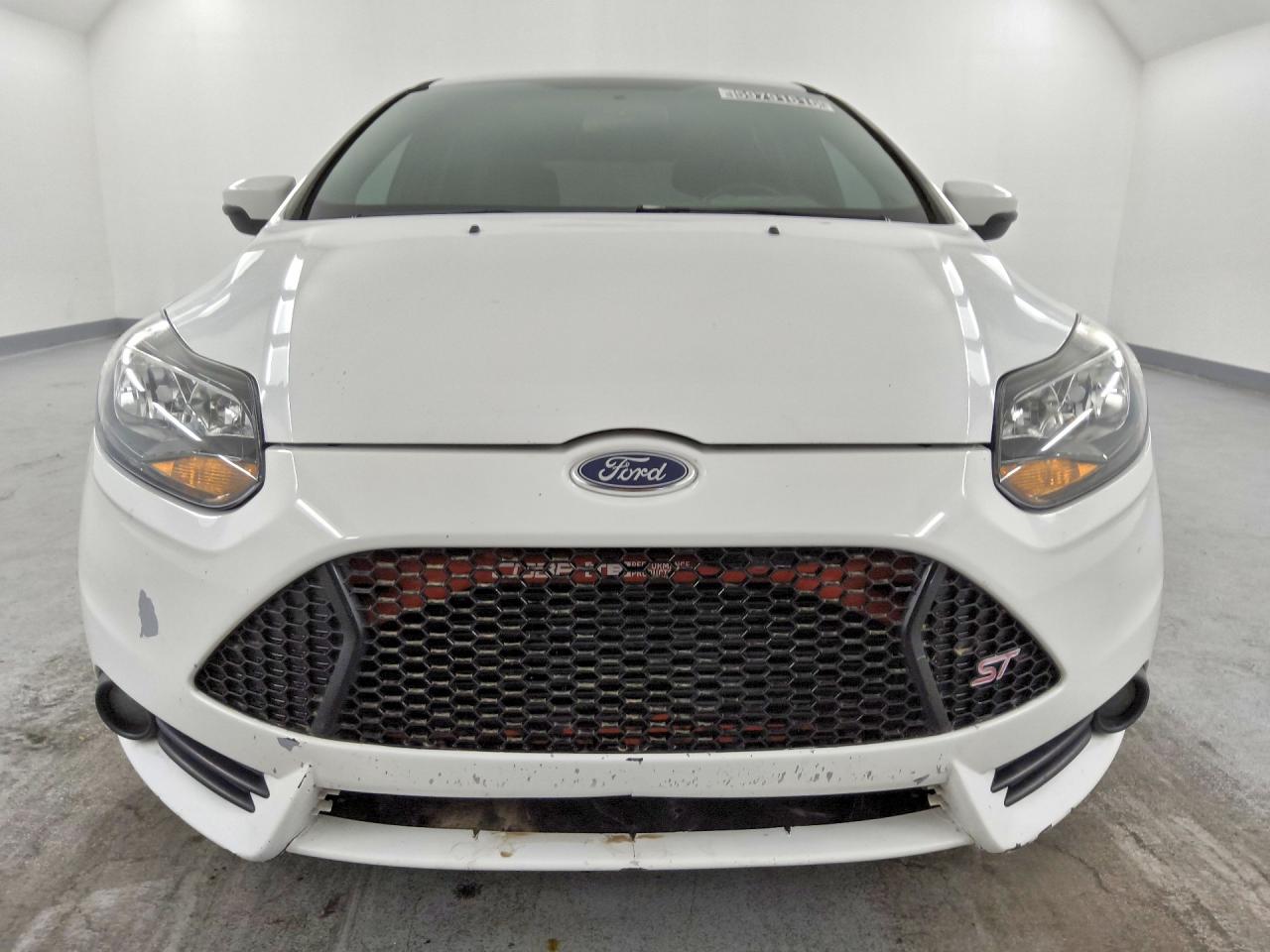 2014 Ford Focus St White vin: 1FADP3L94EL259806