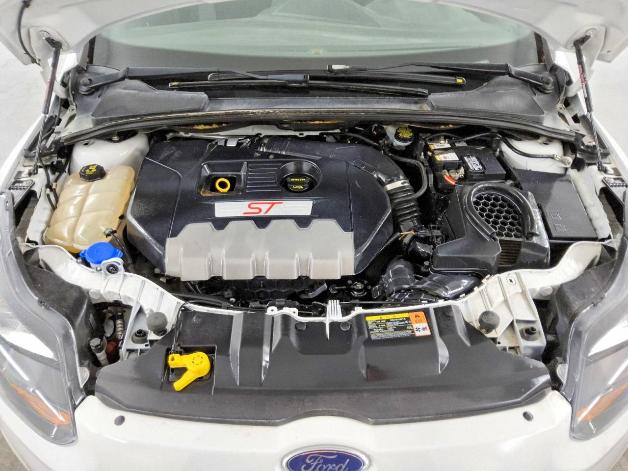 2014 Ford Focus St White vin: 1FADP3L94EL259806