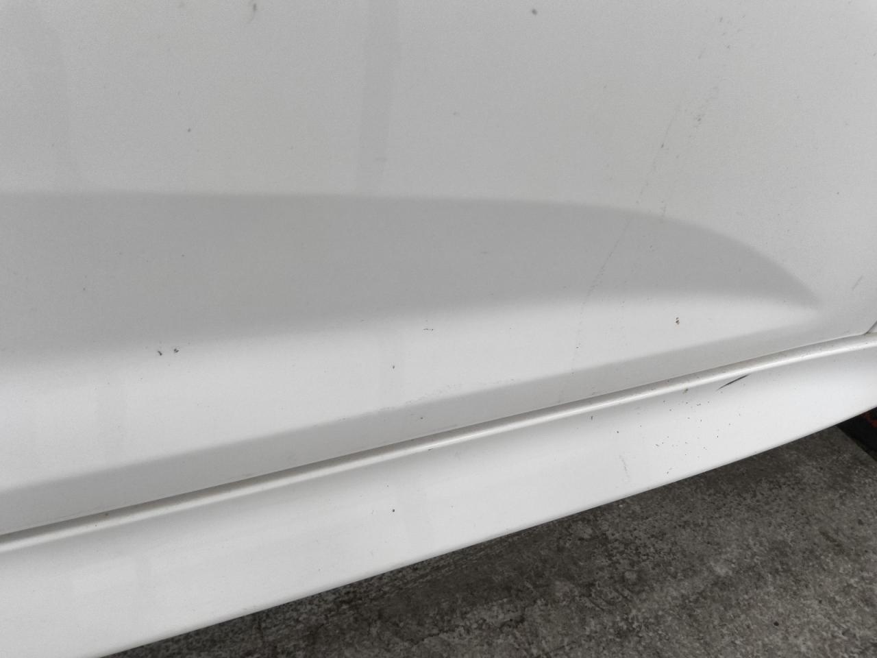 2014 Ford Focus St White vin: 1FADP3L94EL259806 Damage: Right Front Door, Chipped, 5
