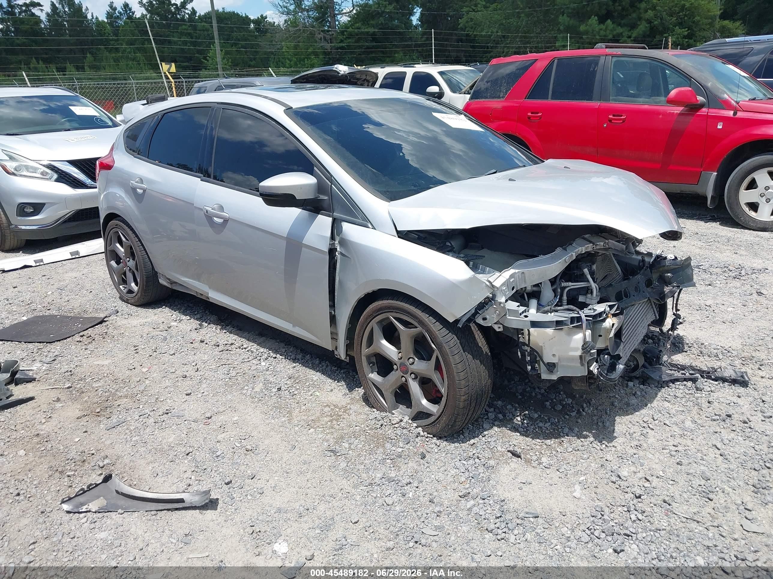 2014 Ford Focus St   Silver vin: 1FADP3L94EL320409