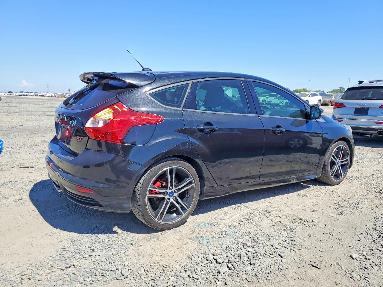 2014 Ford Focus St Черный vin: 1FADP3L94EL402625