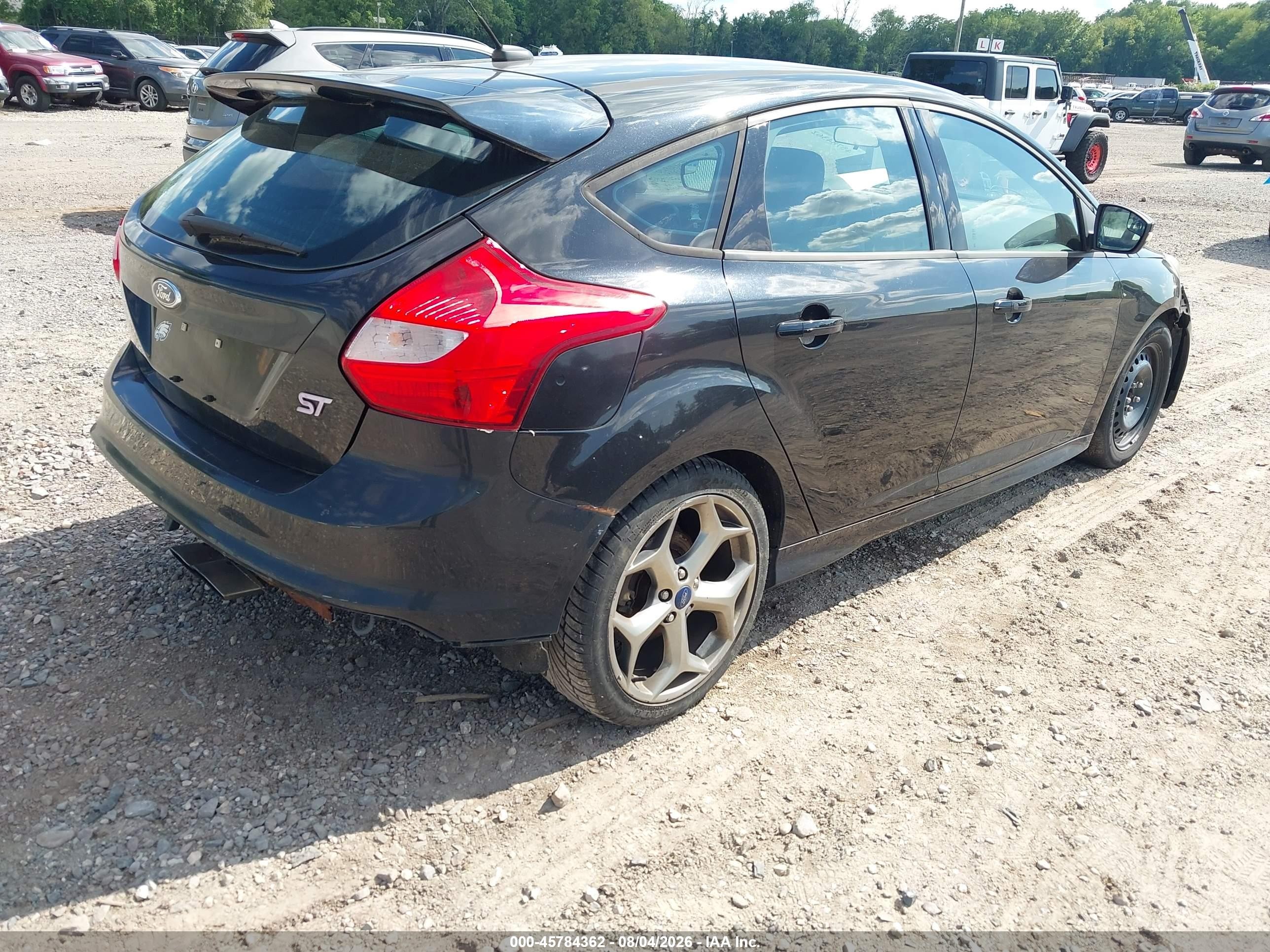 2013 Ford Focus St   Black vin: 1FADP3L95DL149801