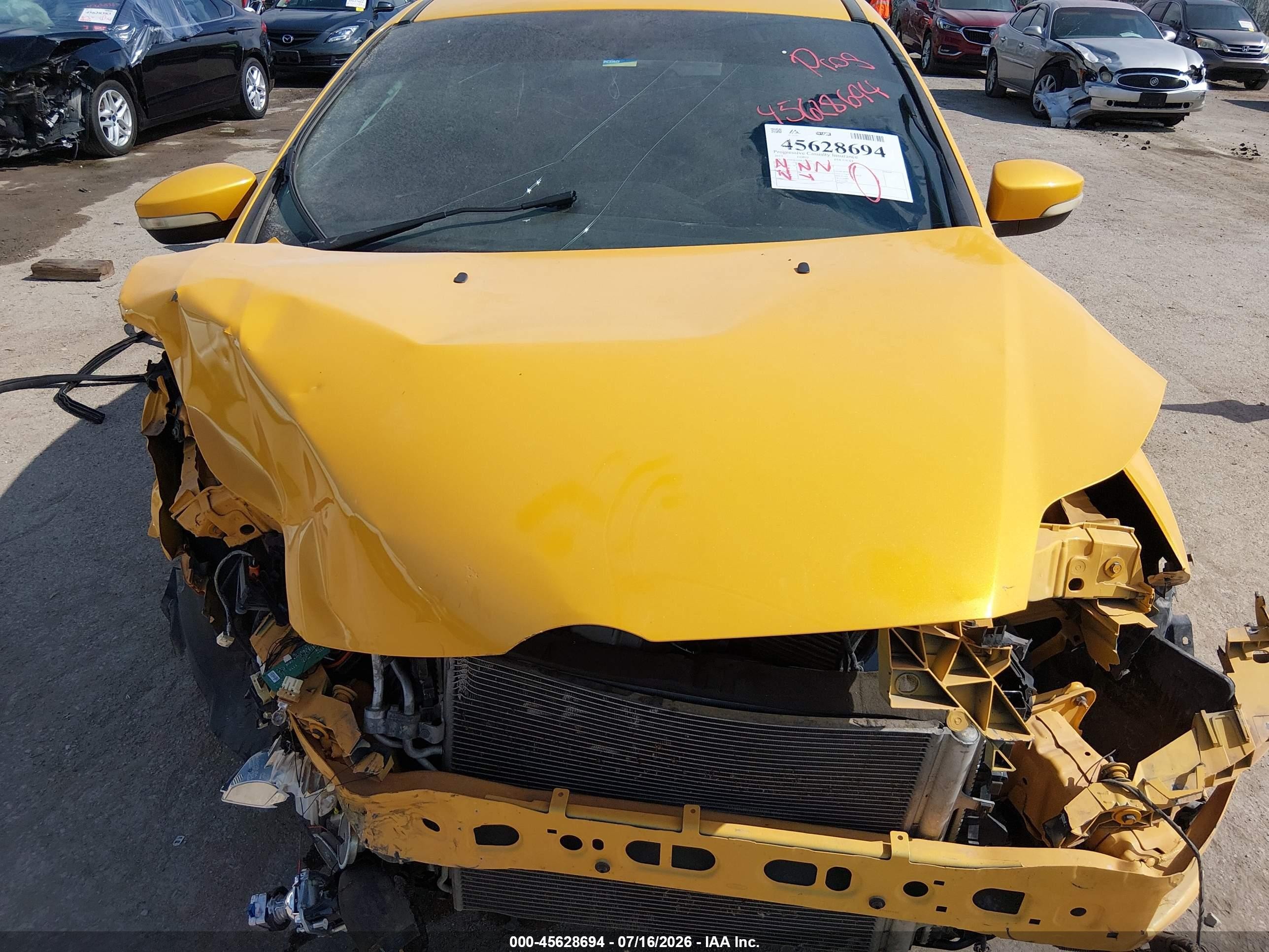 2013 Ford Focus St Желтый vin: 1FADP3L95DL234573