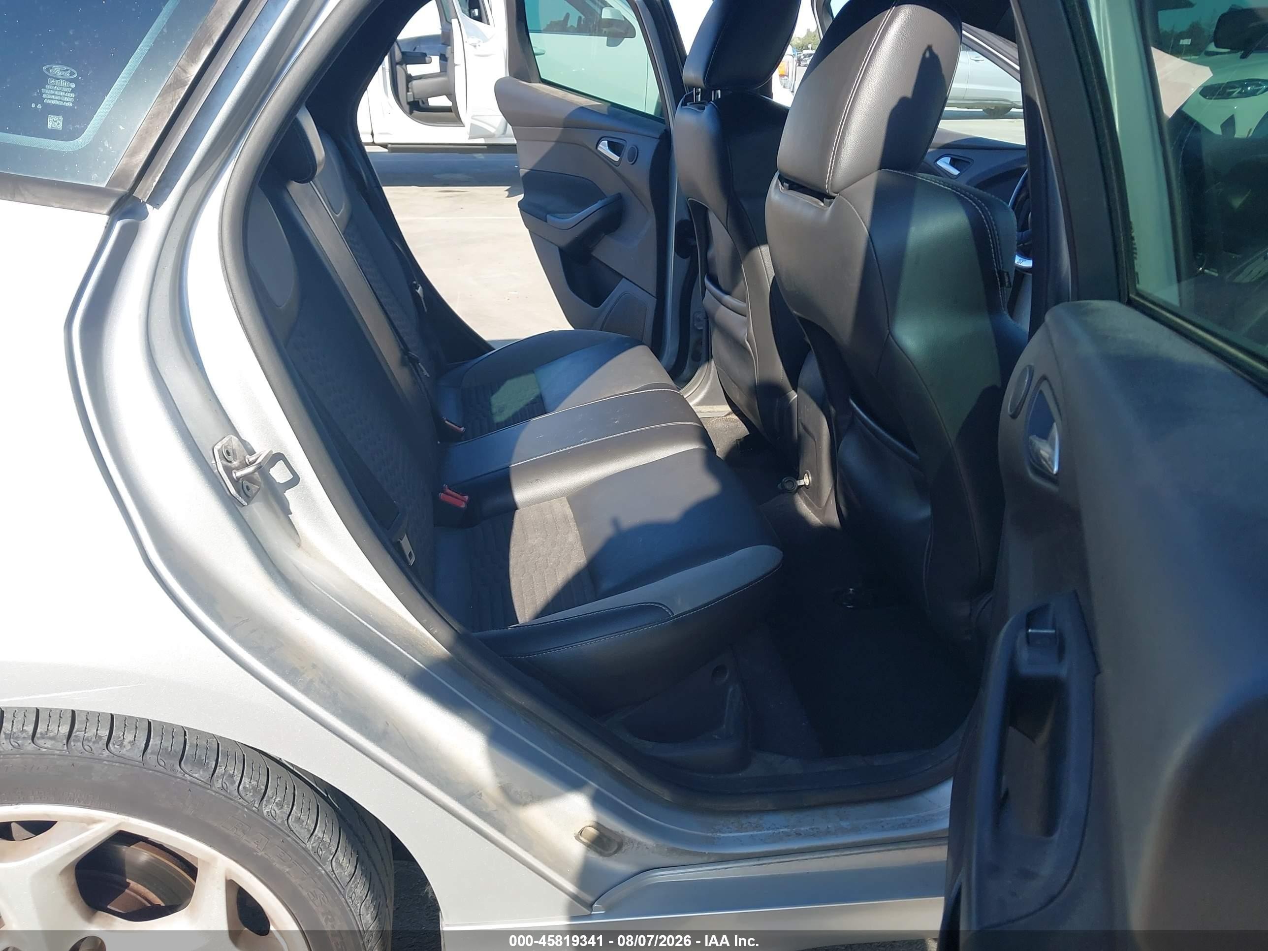 2013 Ford Focus St   Silver vin: 1FADP3L95DL313807