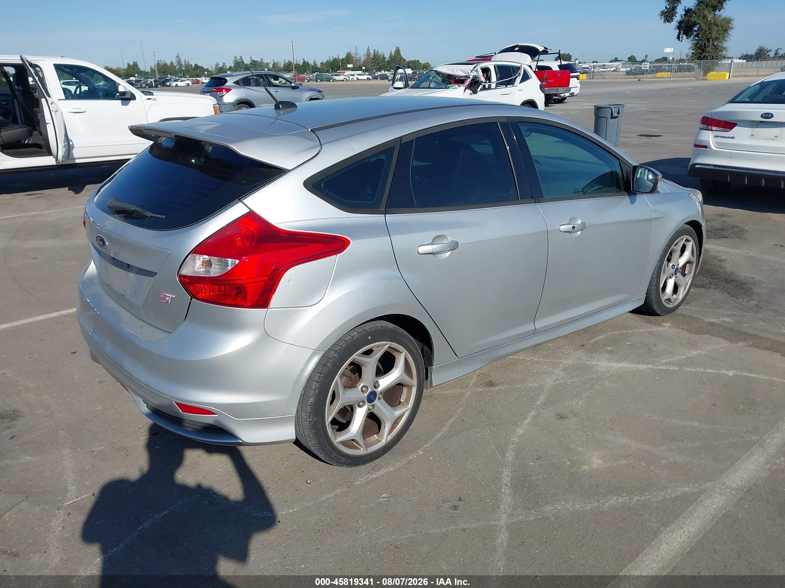 2013 Ford Focus St   Silver vin: 1FADP3L95DL313807